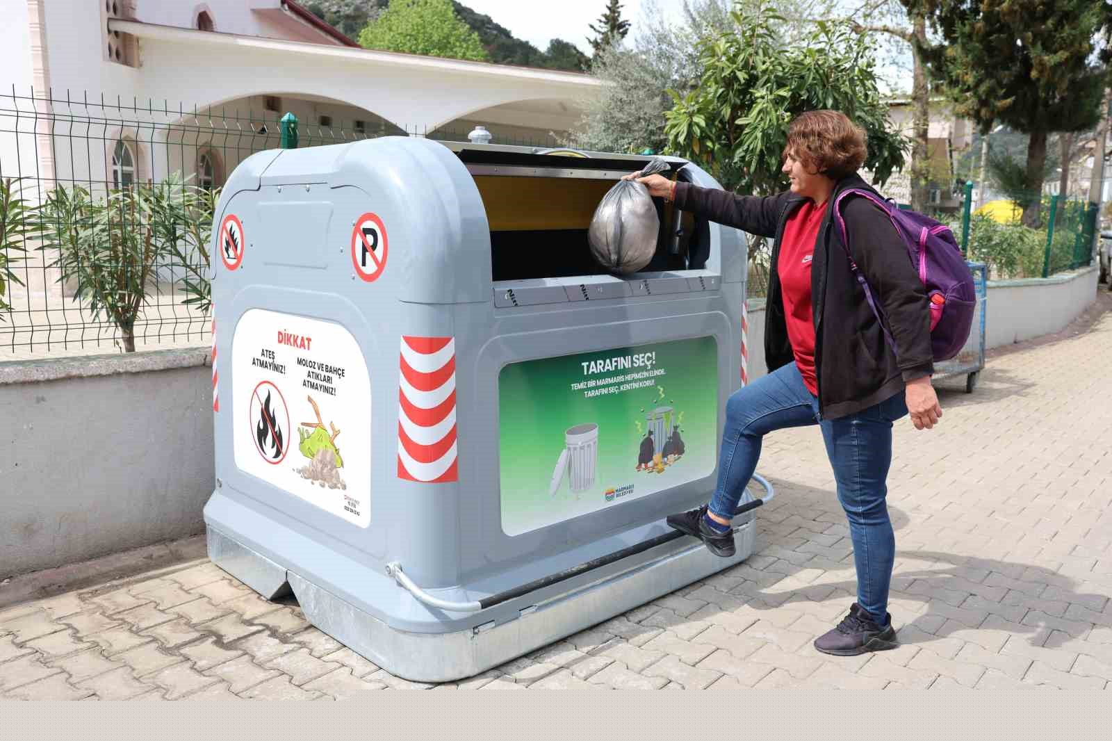 Marmaris’te akıllı konteyner dönemi başladı
Marmaris’te akıllı konteyner dönemi başladı