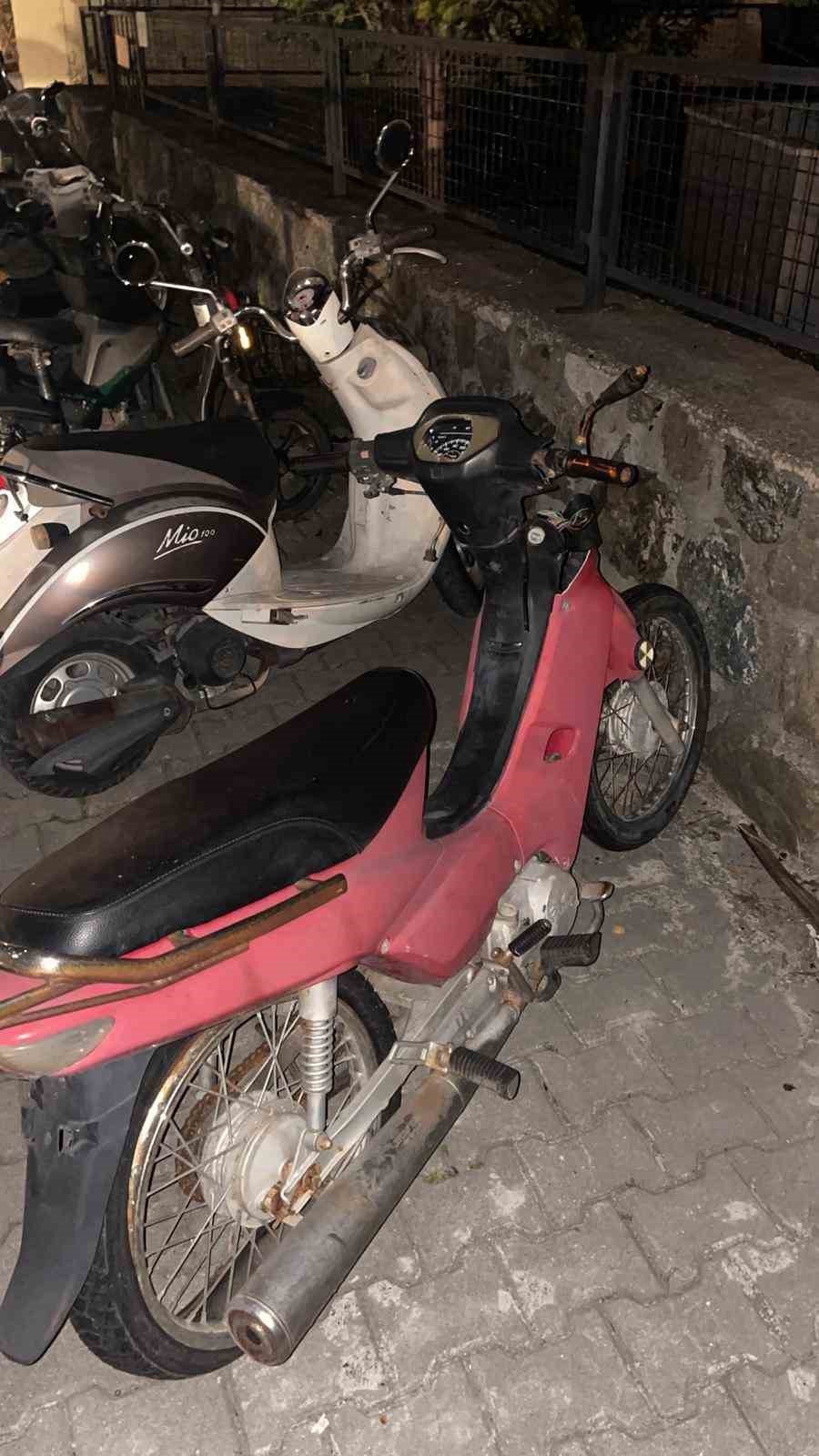 Marmaris’te motosiklet hırsızları polisten kaçamadı
