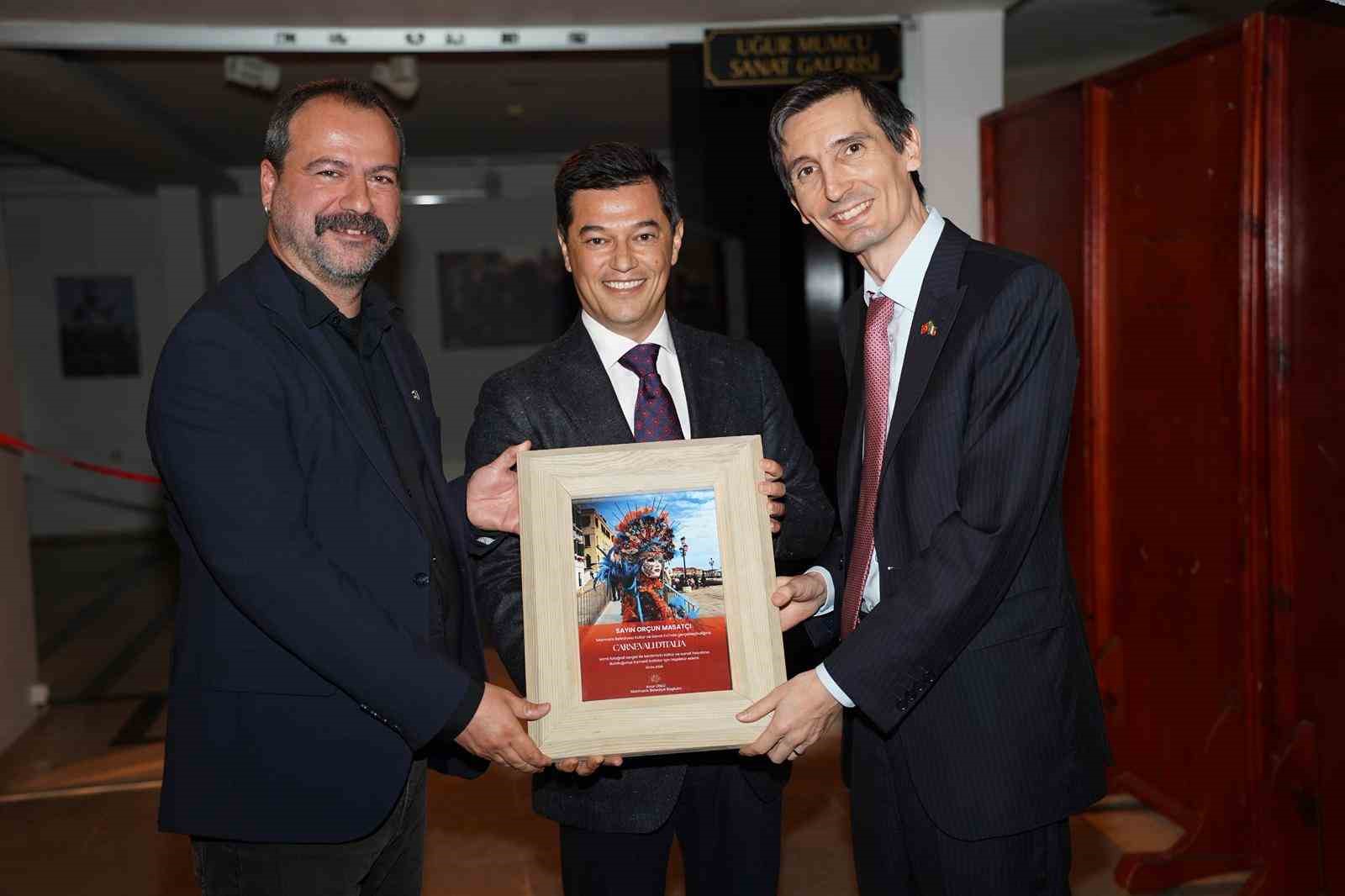 Marmaris’te sanat ve farkındalık buluştu
