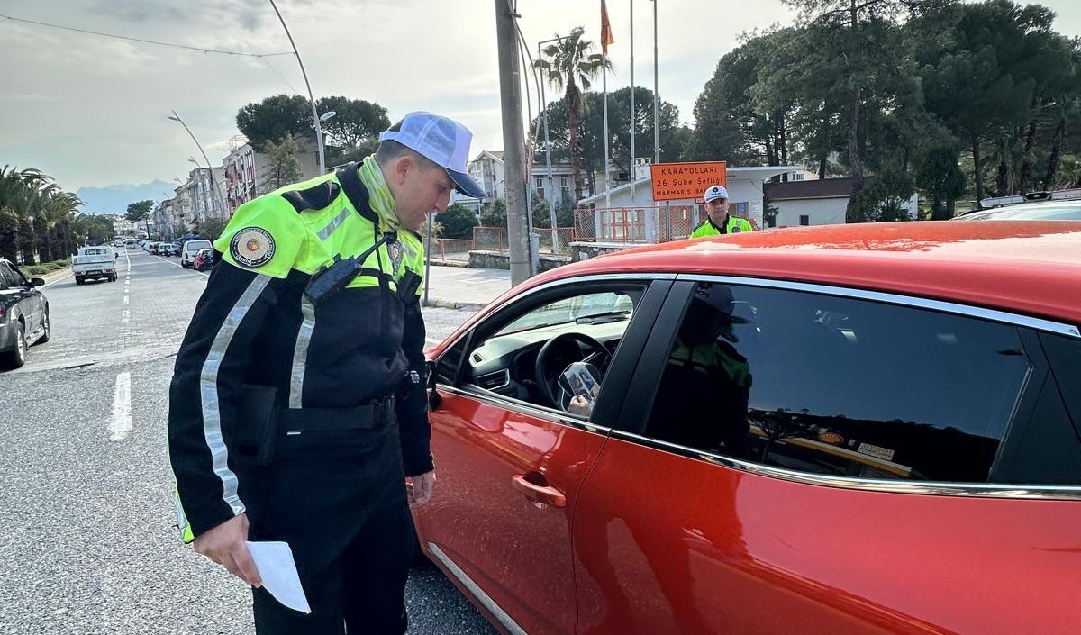 Marmaris’te trafik ihlali yapanlar cezadan kaçamadı
