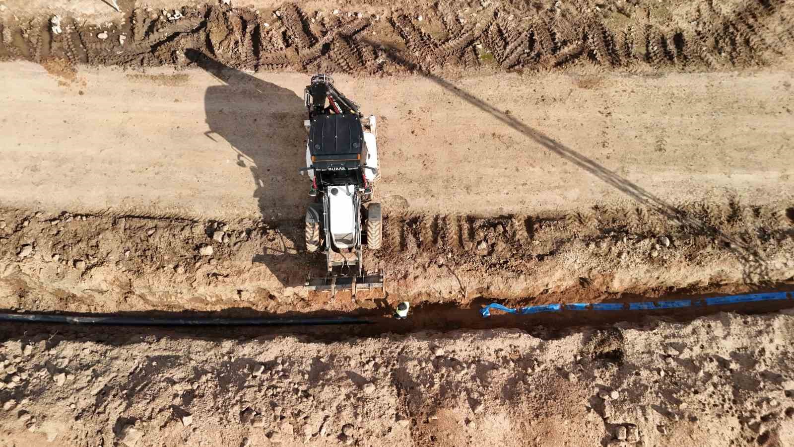 MARSU, Mardin’in en büyük grup içme suyu hattında yenileme çalışması başlattı
MARSU, Mardin’in en büyük grup içme suyu hattında yenileme çalışması başlattı