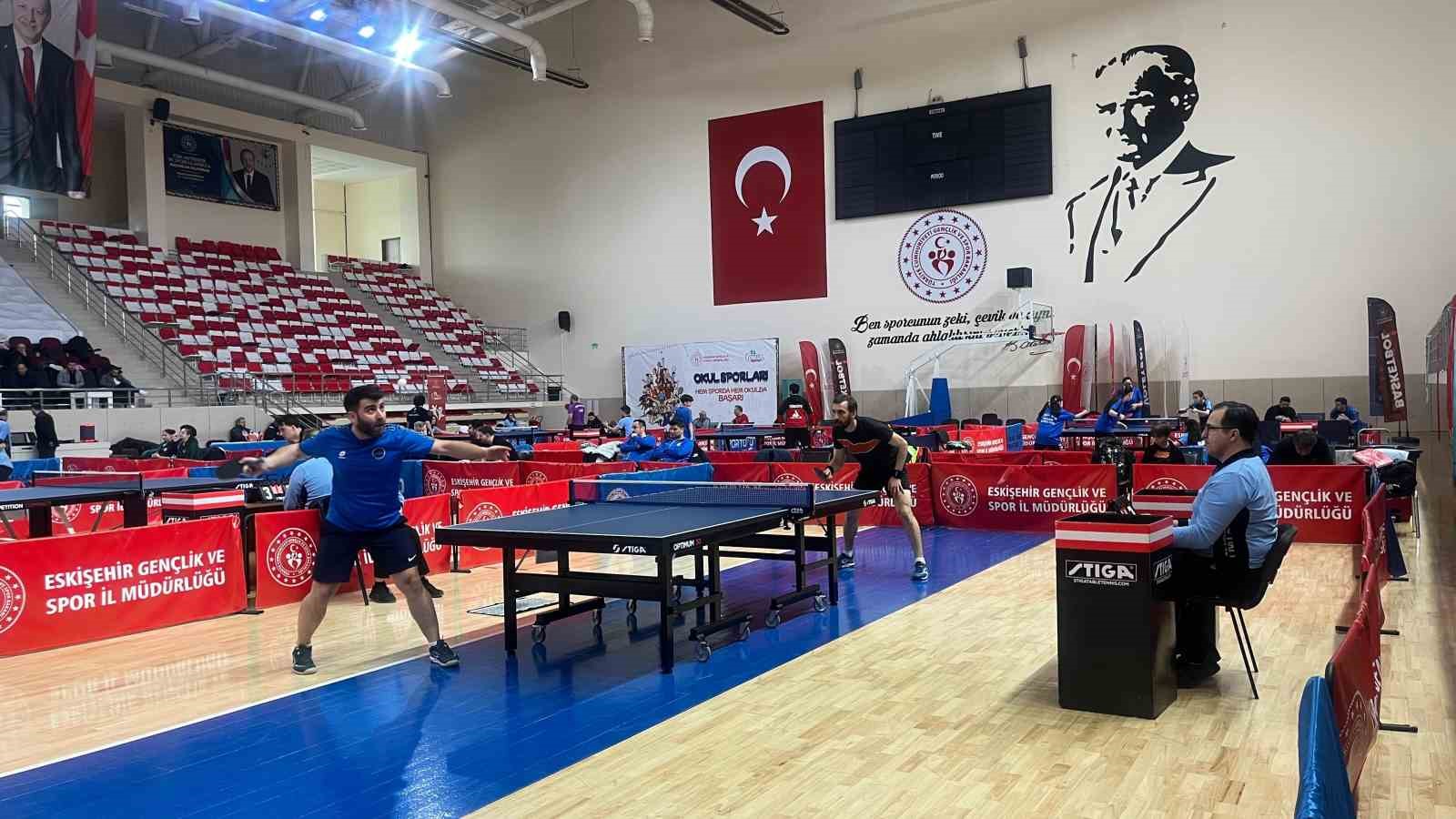 Masa tenisinin kalbi Eskişehir’de attı: 120 sporcu kıyasıya yarıştı
