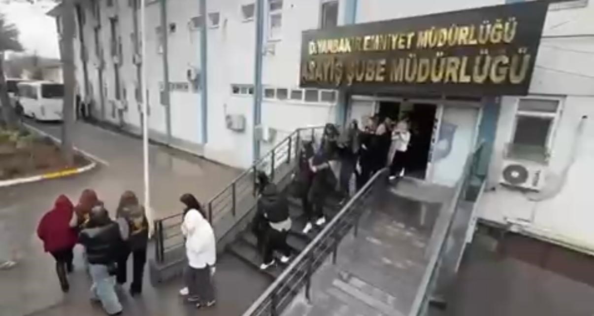 Masaj salonu görünümlü fuhuş ağına ’kadraj’ operasyonu: 12 tutuklama
