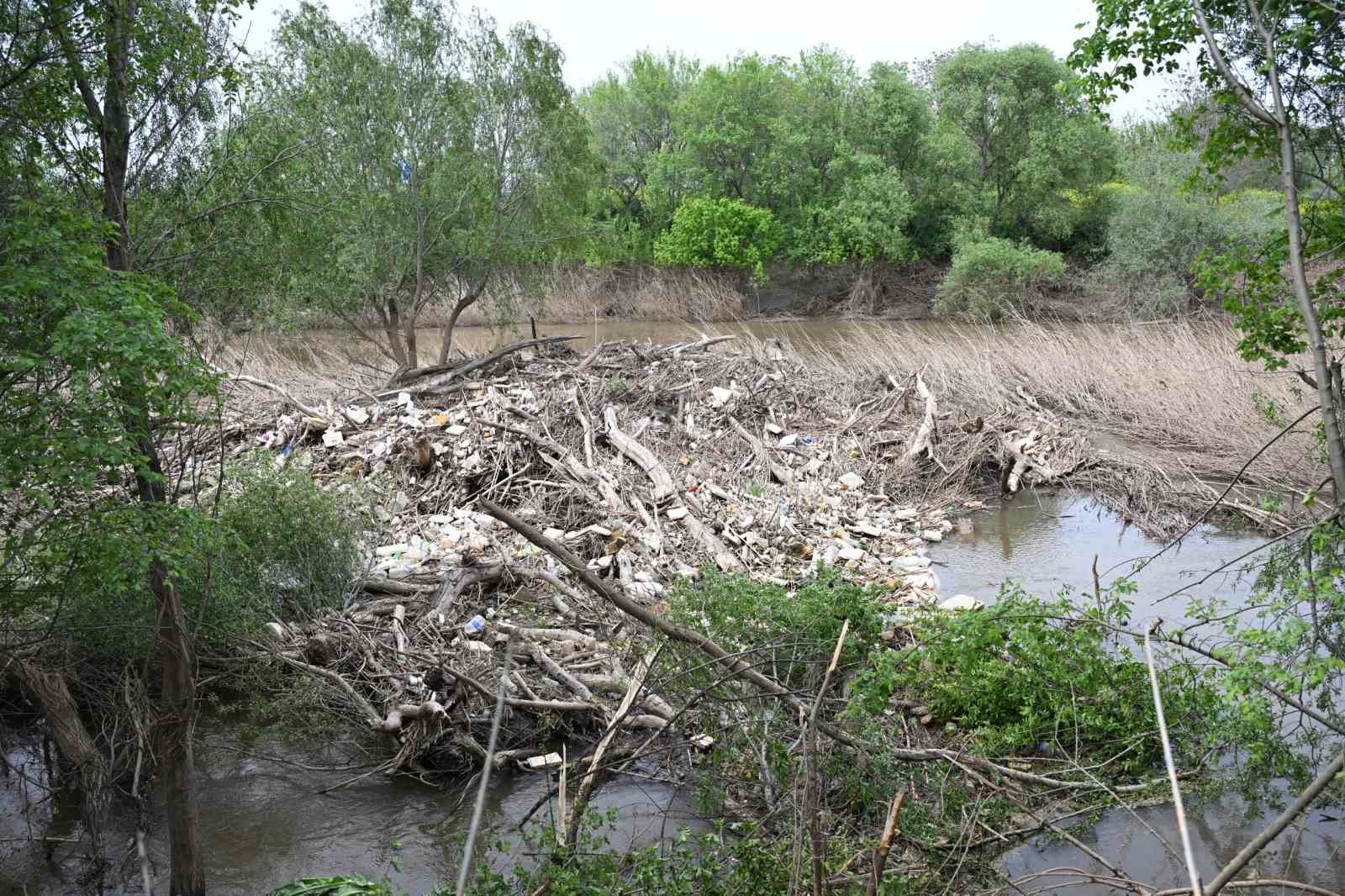 MASKİ’den taşkın riskine anında müdahale

