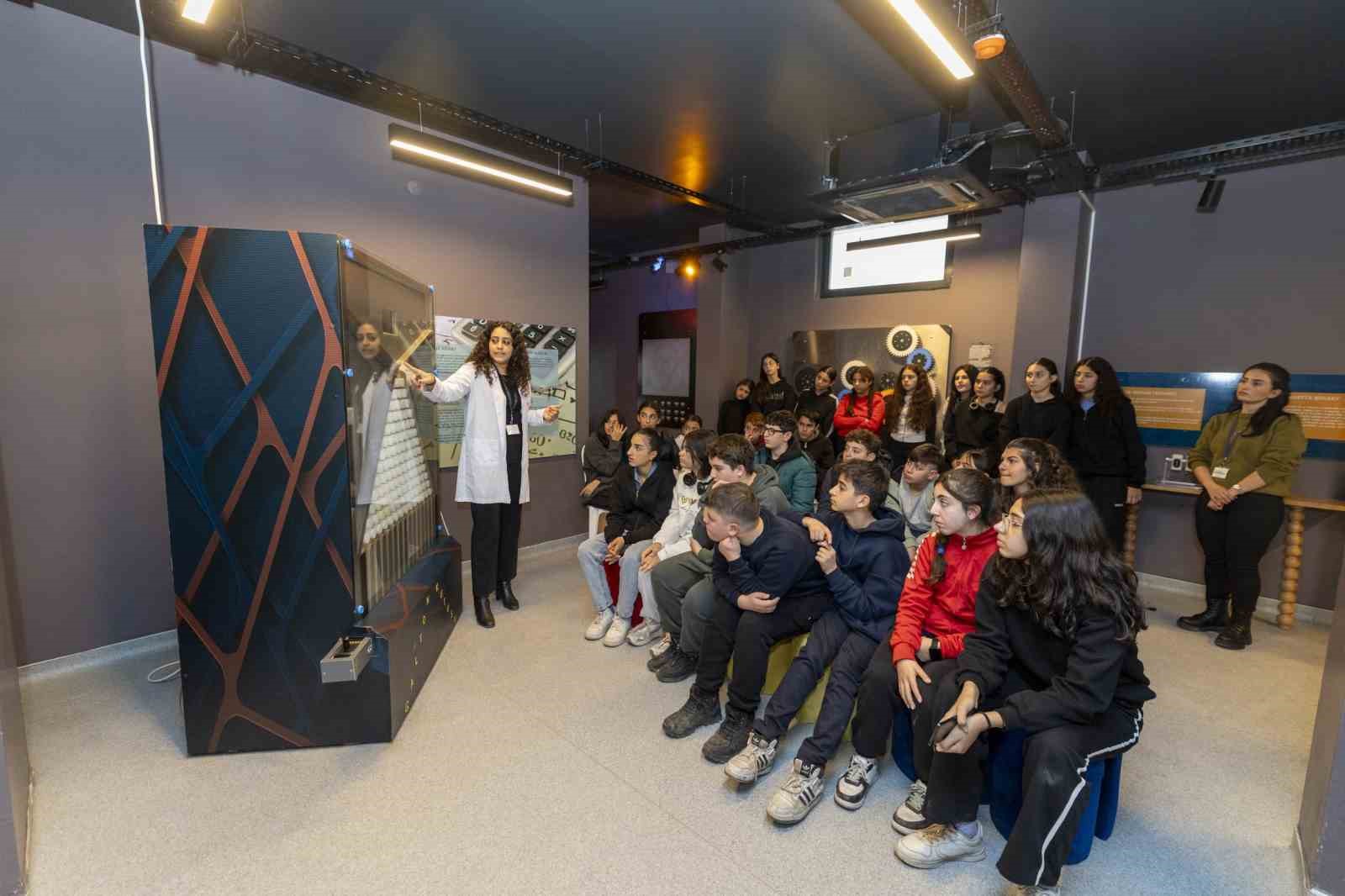 Matematik evi bir yılda binlerce öğrenciyi ağırladı
