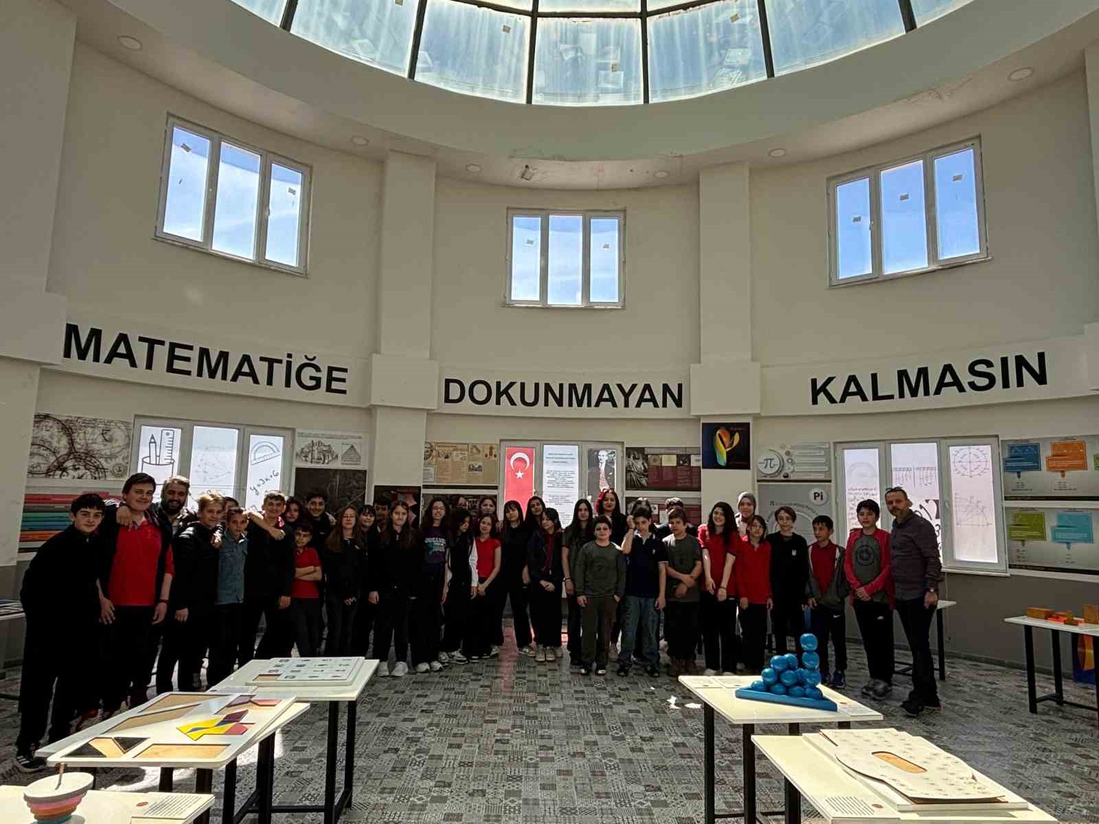 Matematik Müzesi öğrencileri ağırlamaya devam ediyor
