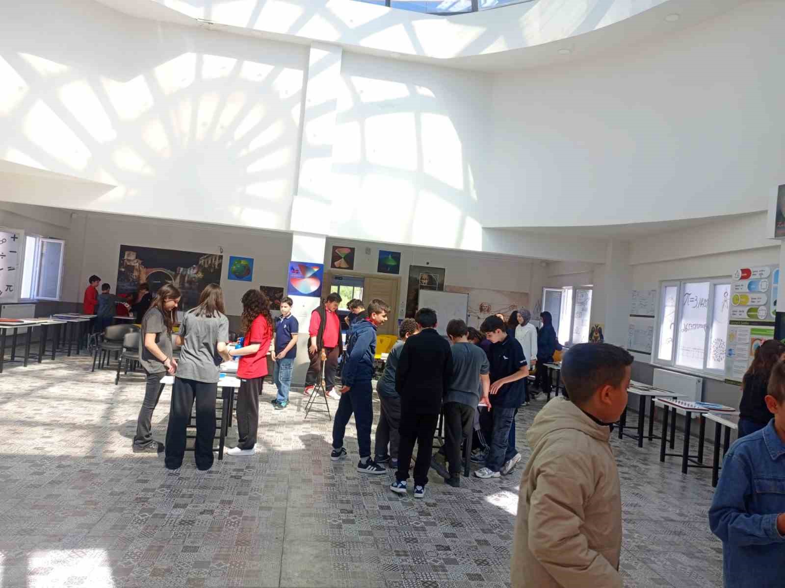 Matematik Müzesi öğrencileri ağırlamaya devam ediyor
