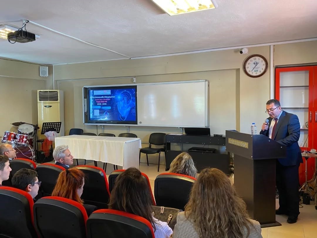 Matematik Olimpiyatları’nda dereceye girenler ödüllendirildi
