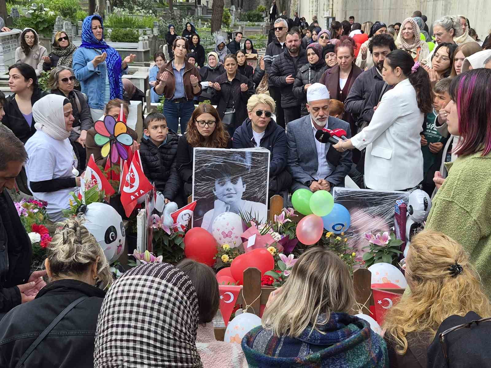 Mattia Ahmet Minguzzi doğum gününde mezarı başında anıldı
