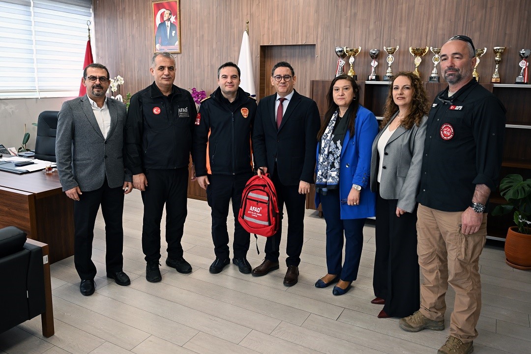 MCBÜ Spor Bilimleri Fakültesi’nde "Afet ve Yangın Farkındalığı" etkinliği düzenlendi
