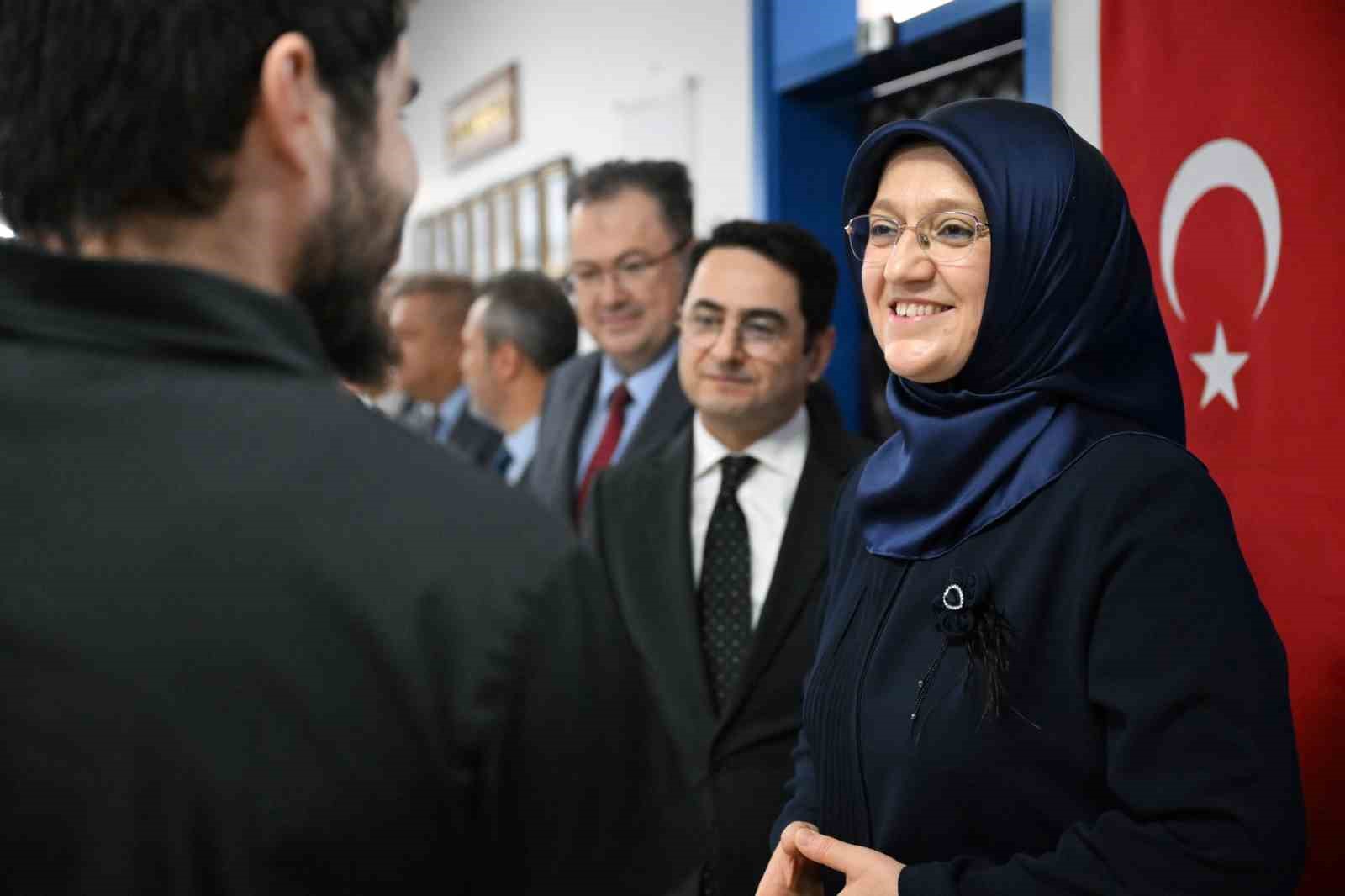 MCBÜ’de geleneksel bayramlaşma töreni gerçekleştirildi
