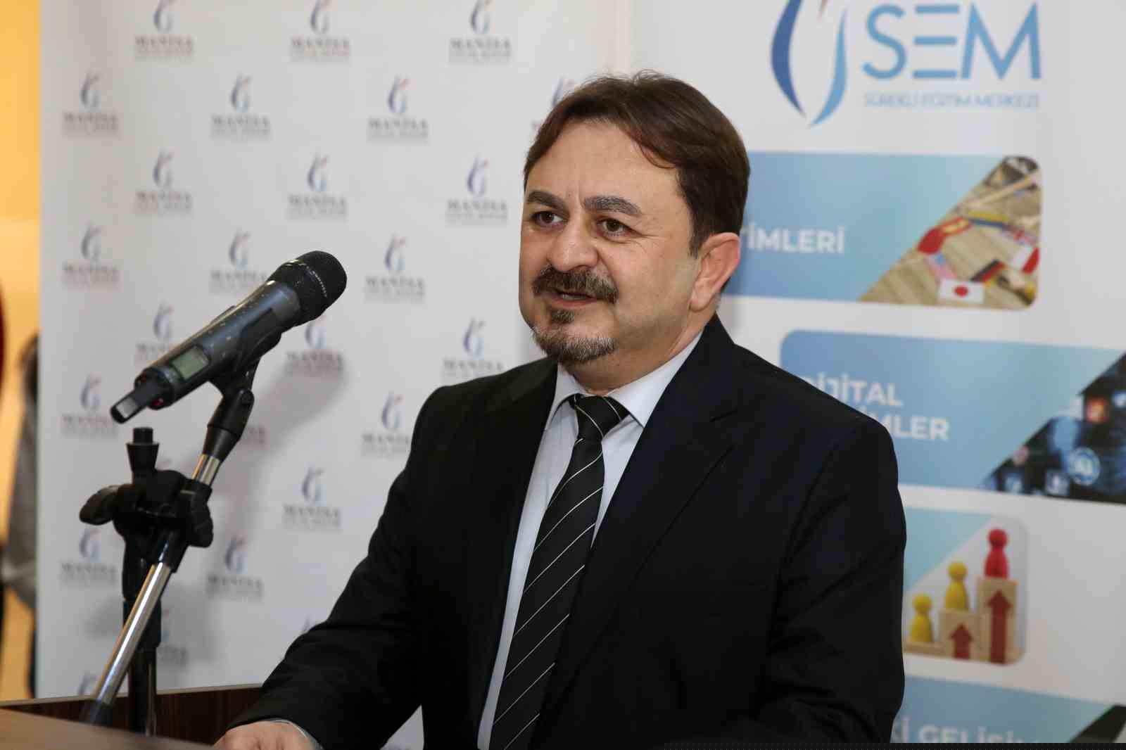 MCBÜSEM’de yeni bilgisayar laboratuvarı hizmete açıldı
