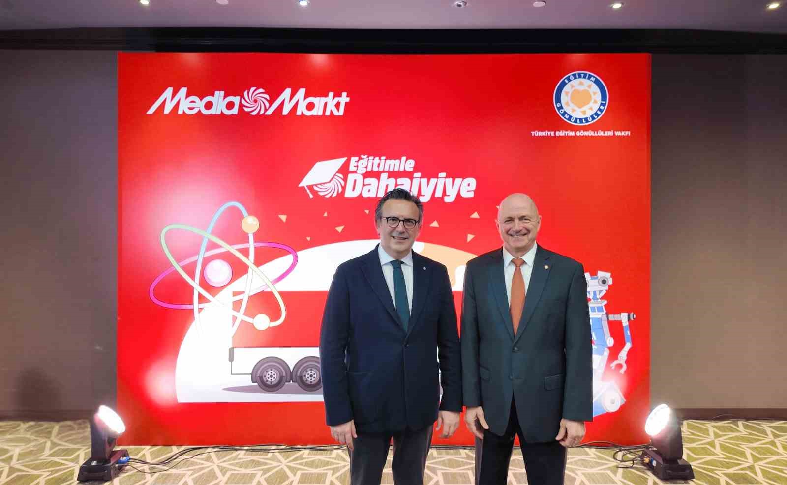 MediaMarkt Türkiye ve TEGV’den deprem bölgesinde 11 bini aşkın çocuğa nitelikli eğitim desteği
