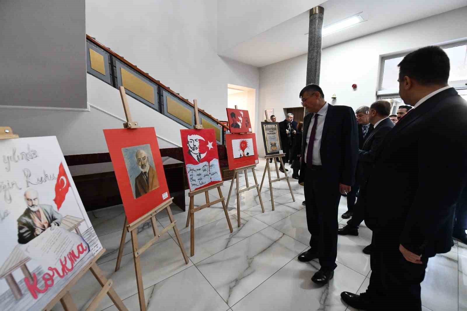 Mehmet Akif Ersoy, İstiklal Marşı’nın Ankara dışında ilk kez yayımlandığı Kastamonu’da saygıyla anıldı
