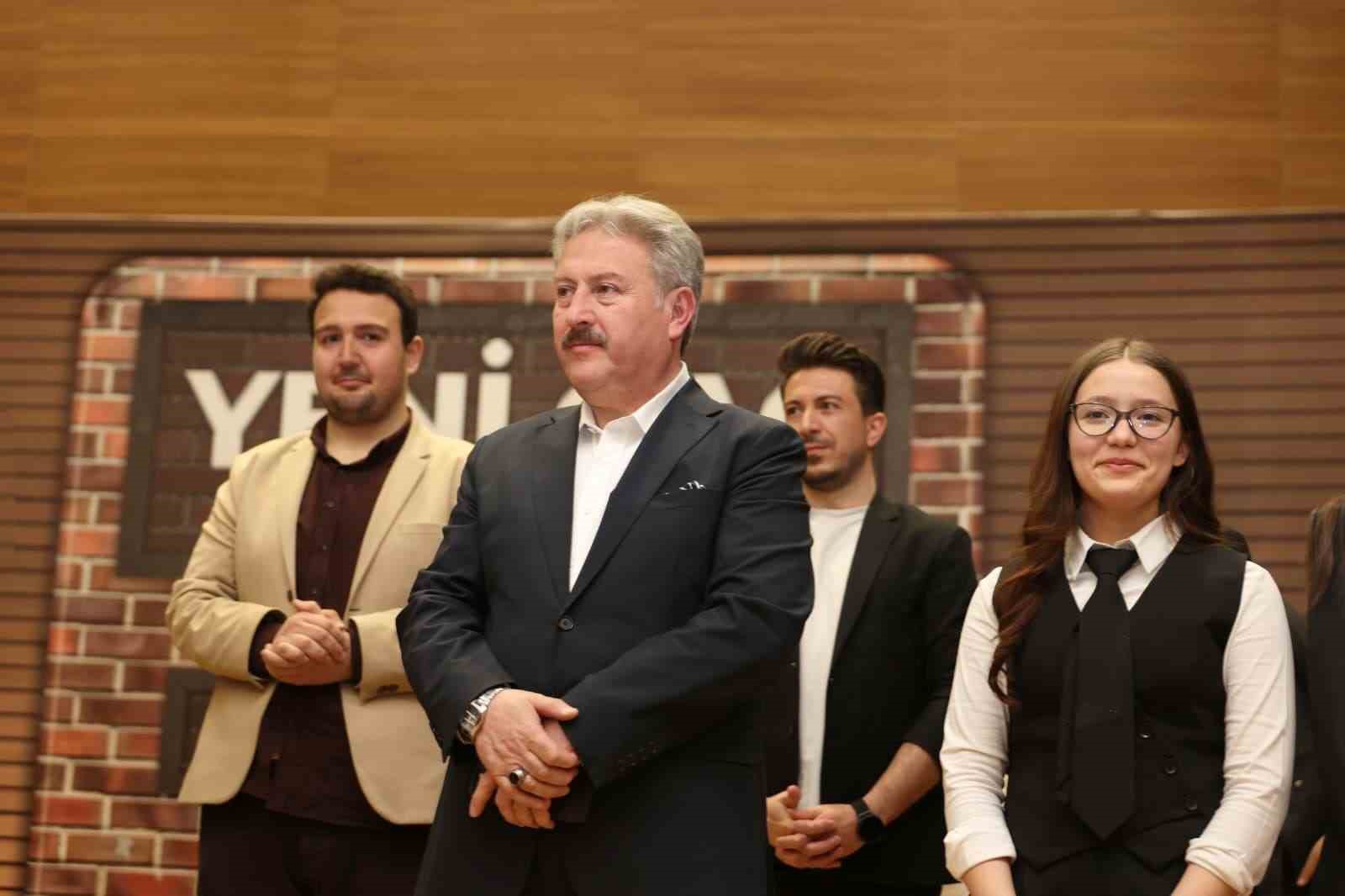 Mektep Melikgazi öğrencilerinin hazırladığı tiyatro oyunu büyük alkış topladı
