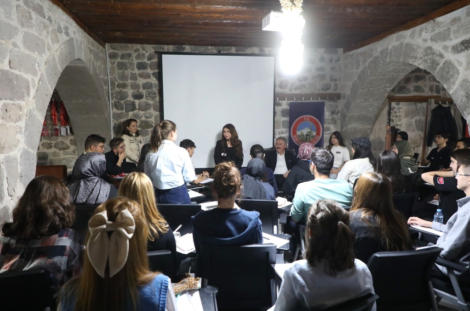 Mektep Melikgazi’de eğitim alan gençler topluma ışık olacaklar
