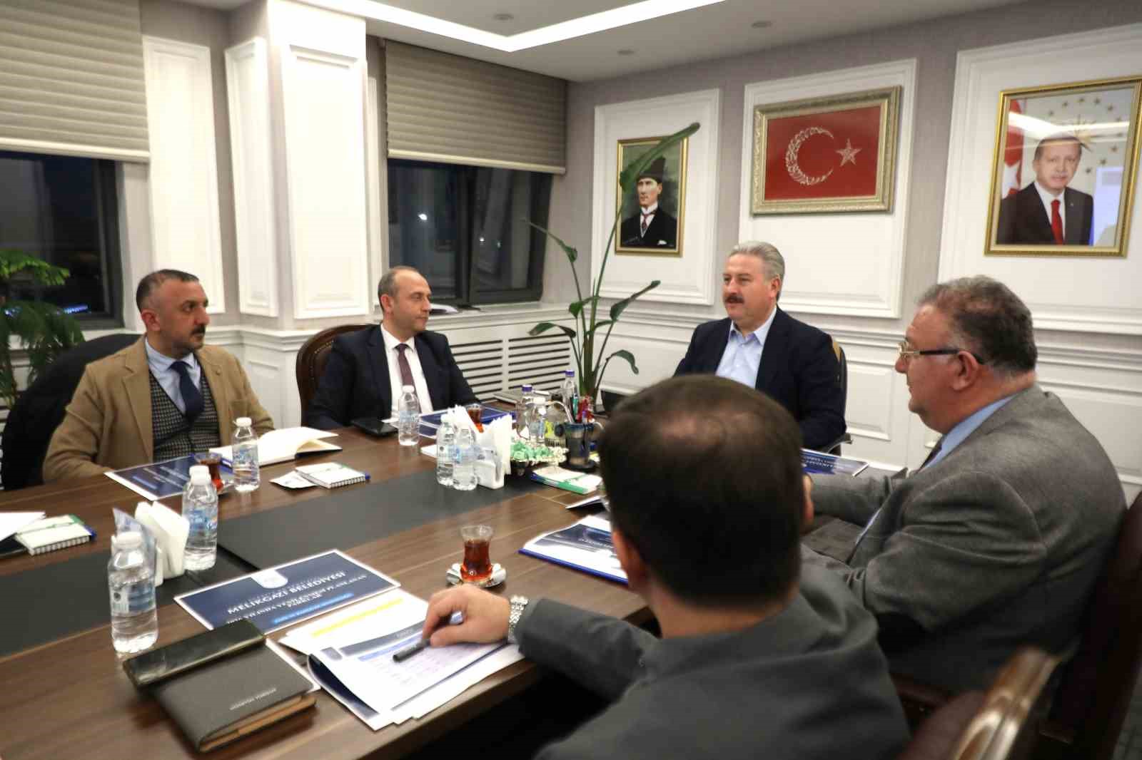 Melikgazi 2026’da daha da yeşil olacak
Melikgazi 2026’da daha da yeşil olacak