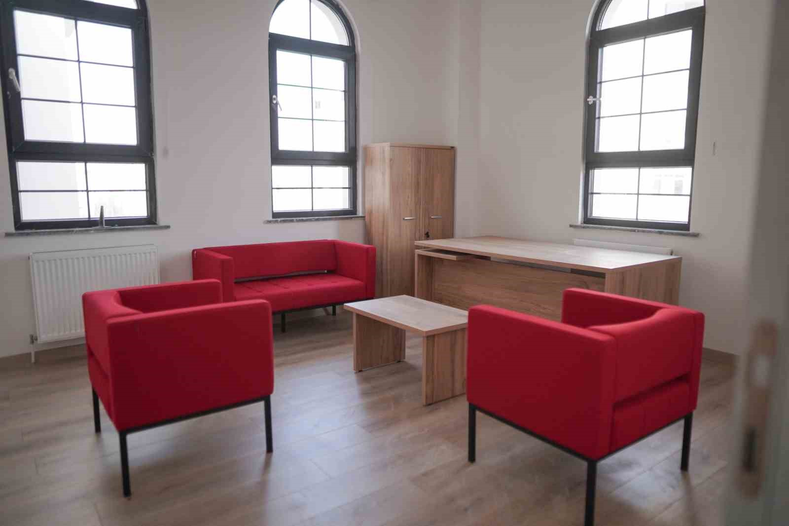 Melikgazi Belediyesi Fatma Haskahveci Sosyal Tesis ve Kur’an Kursu açılış için gün sayıyor
