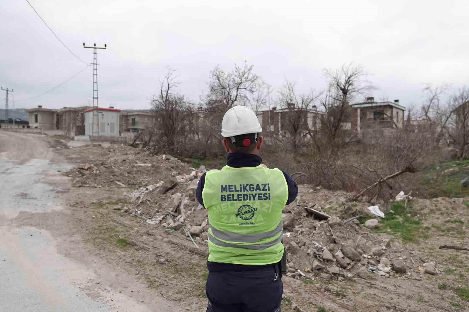 Melikgazi Belediyesi’nden hafriyat uyarısı
