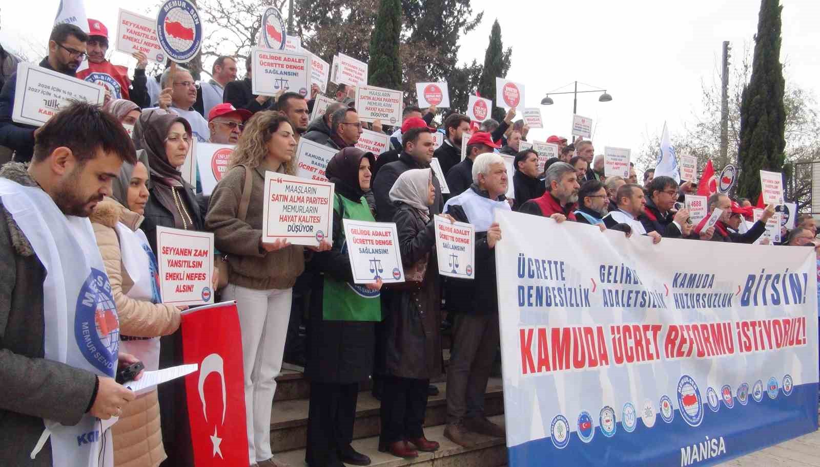 Memur-Sen’den ’Ücrette dengesizlik, gelirde adaletsizlik bitsin’ çağrısı
Memur-Sen’den ’Ücrette dengesizlik, gelirde adaletsizlik bitsin’ çağrısı