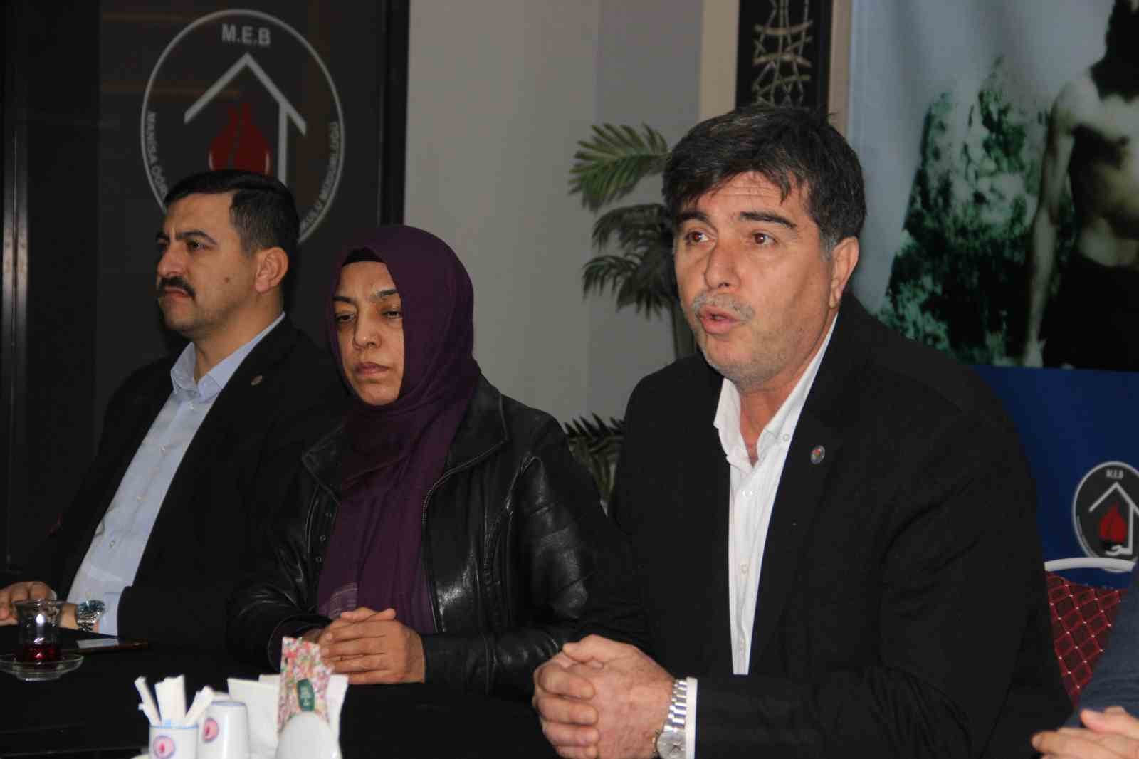 Memur Sen’den yasa değişikliği çağrısı
Memur Sen’den yasa değişikliği çağrısı