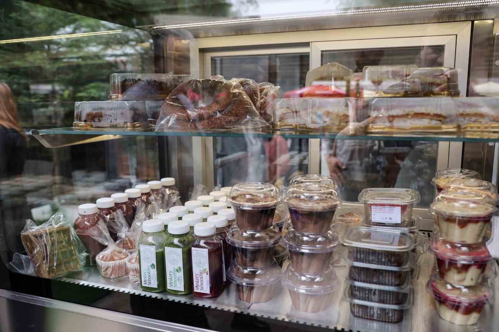 Menderes Park’ta Vegan Kafe dönemi yoğun ilgiyle başladı
