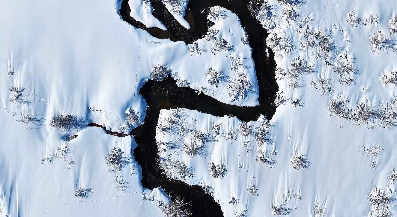Mendereslerin karlı manzarası mest etti
