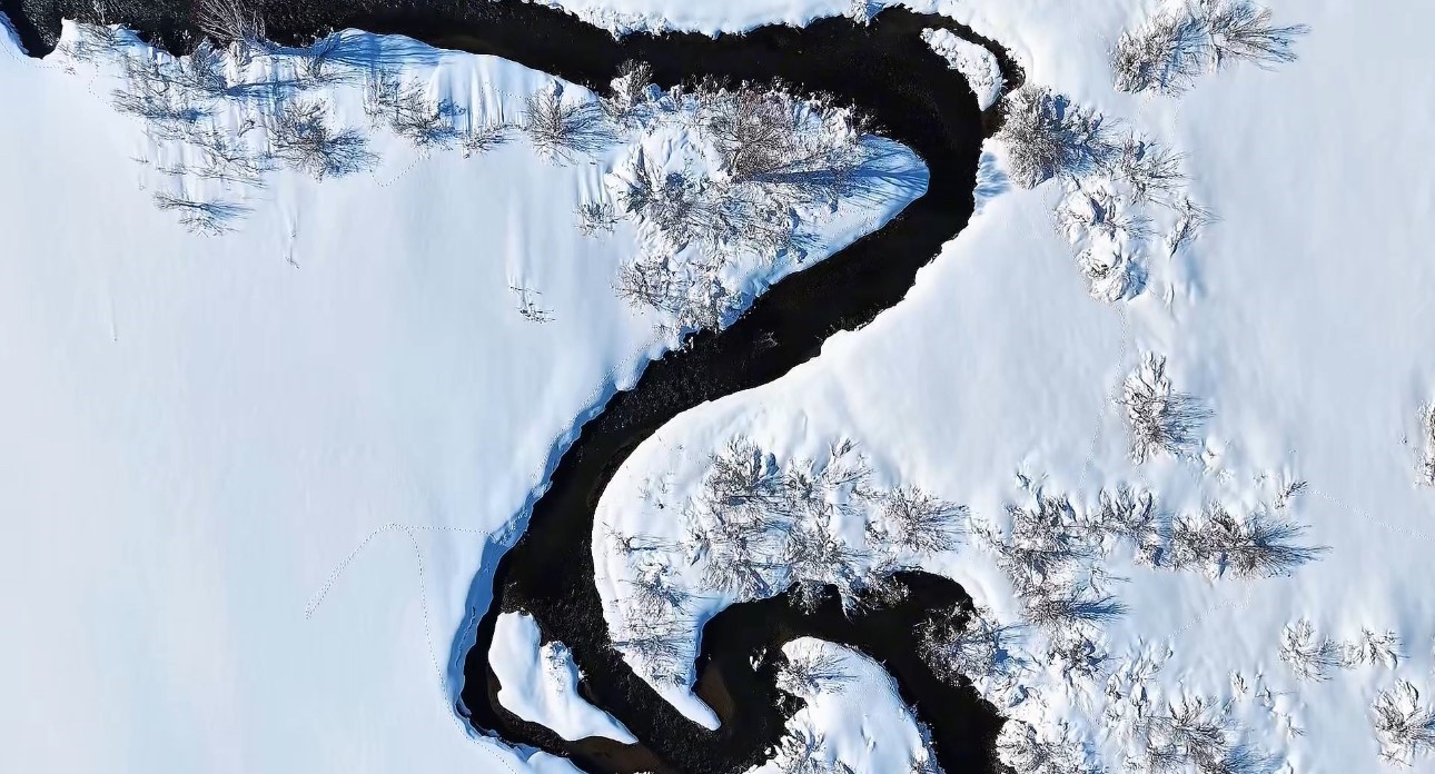 Mendereslerin karlı manzarası mest etti
