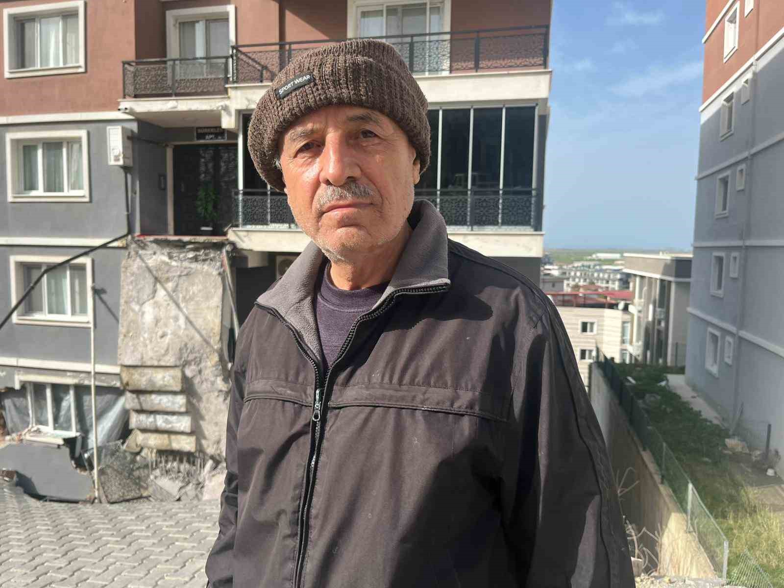 Menemen’de istinat duvarı çöken bölgede çalışmalar ikinci gününde
