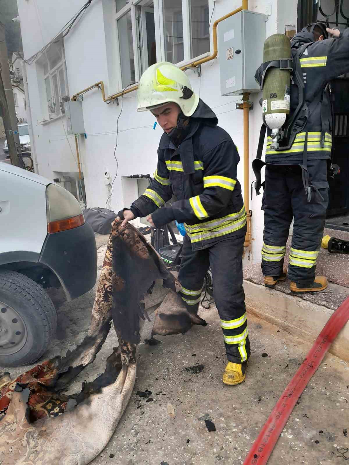 Menteşe Kentsel sit alanındaki yangın korkuttu
