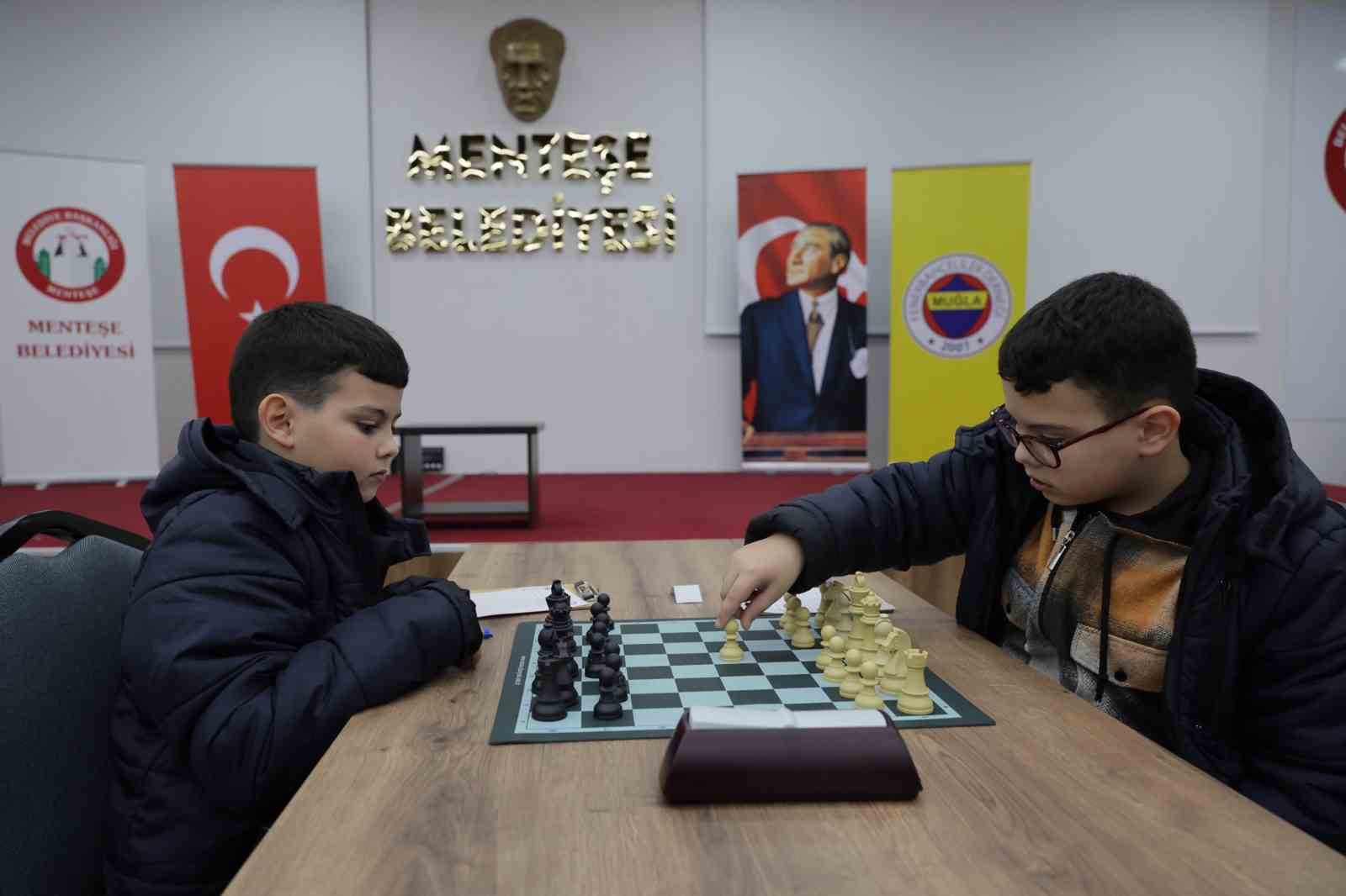 Menteşe’de 23 Nisan satranç turnuvası ile kutlandı
