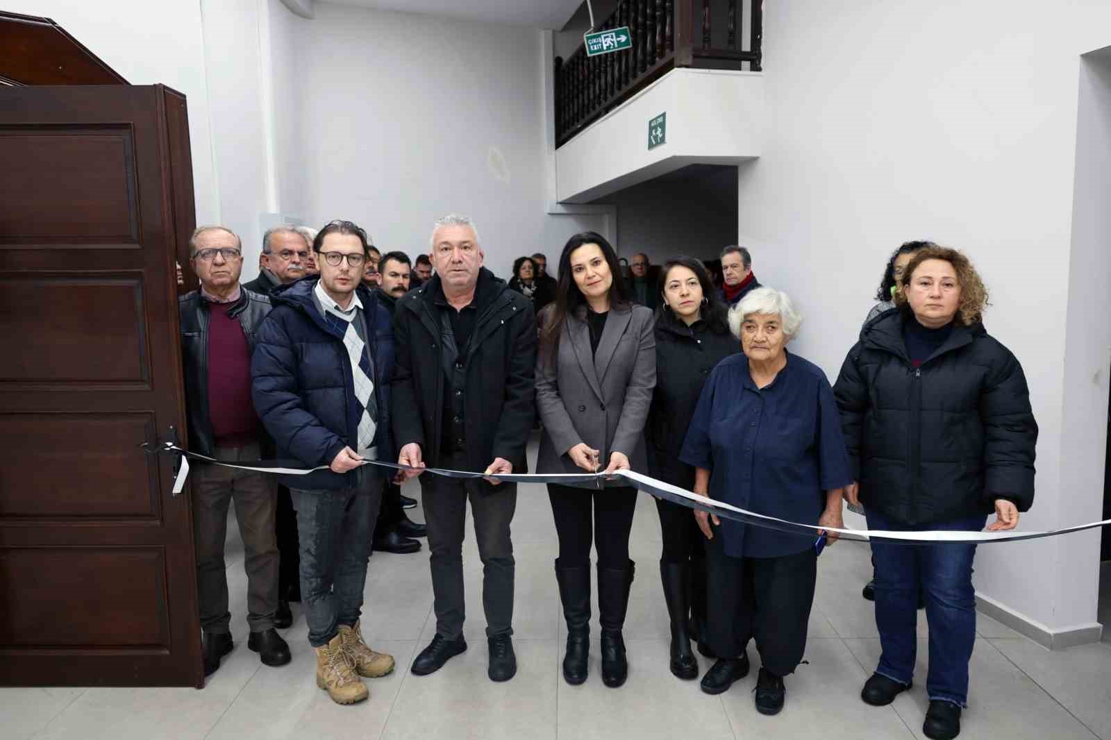 Menteşe’de Kahramanmaraş Depremi’nin üçüncü yılında Unutma Sergisi açıldı
