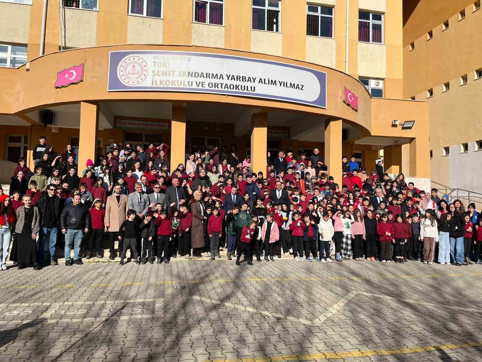 Menteşe’de karne öncesi şenlik
