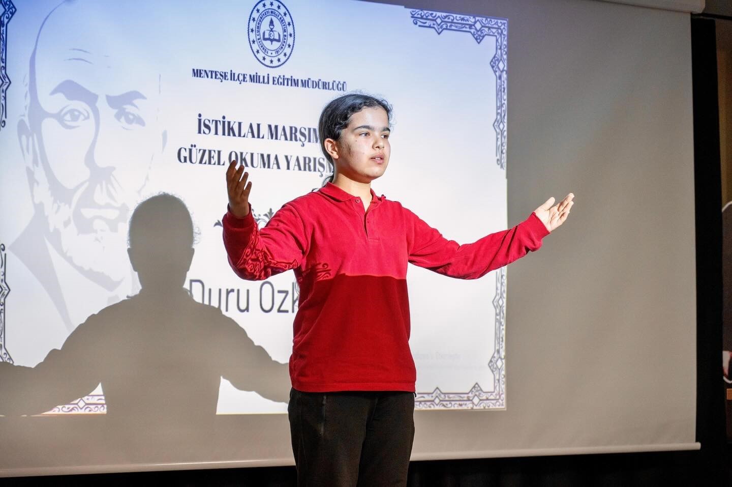 Menteşe’de öğrenciler ödüllerini aldı
