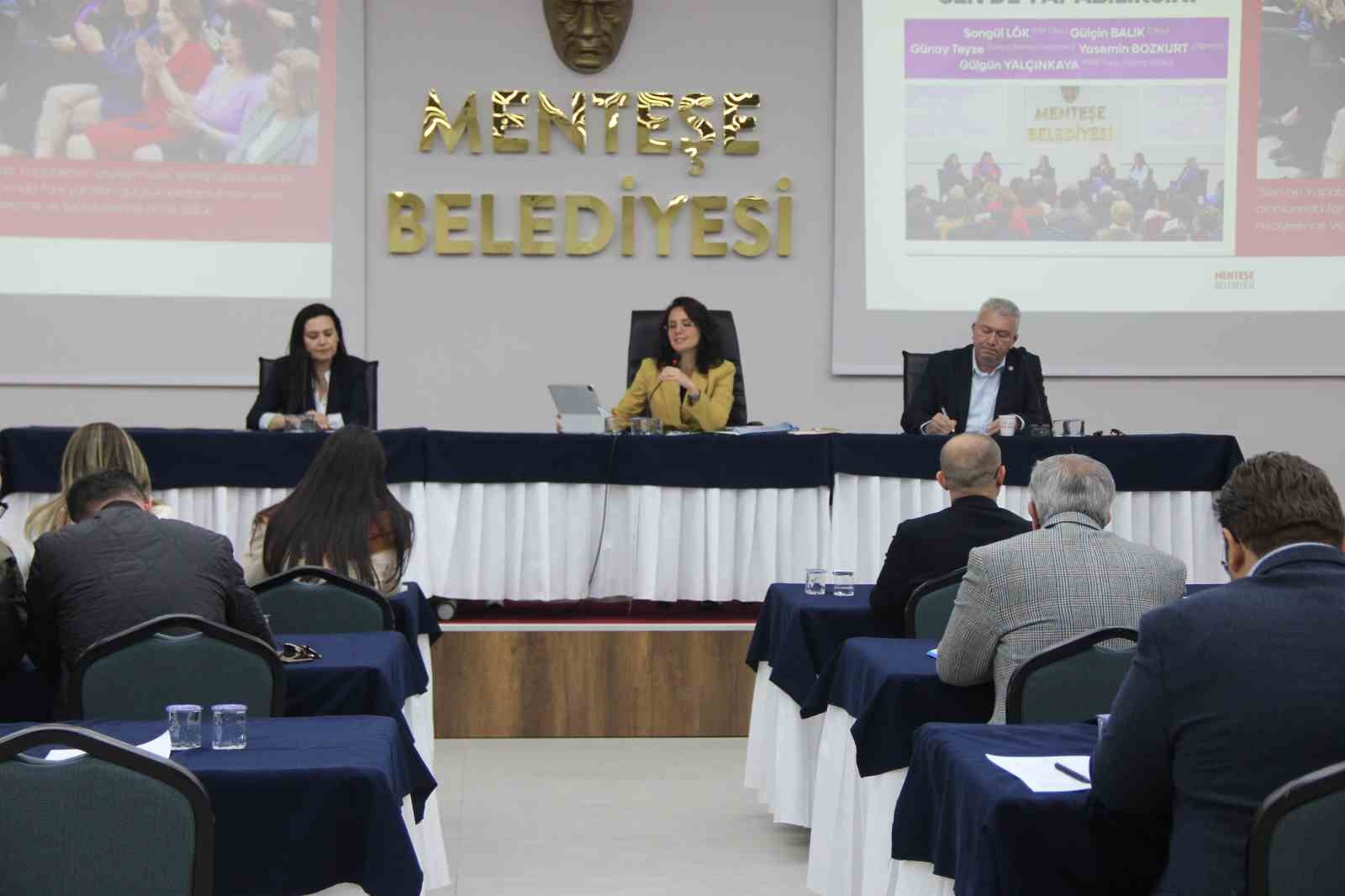 Menteşe’de öğretmenlerin isimleri sokaklara verildi
