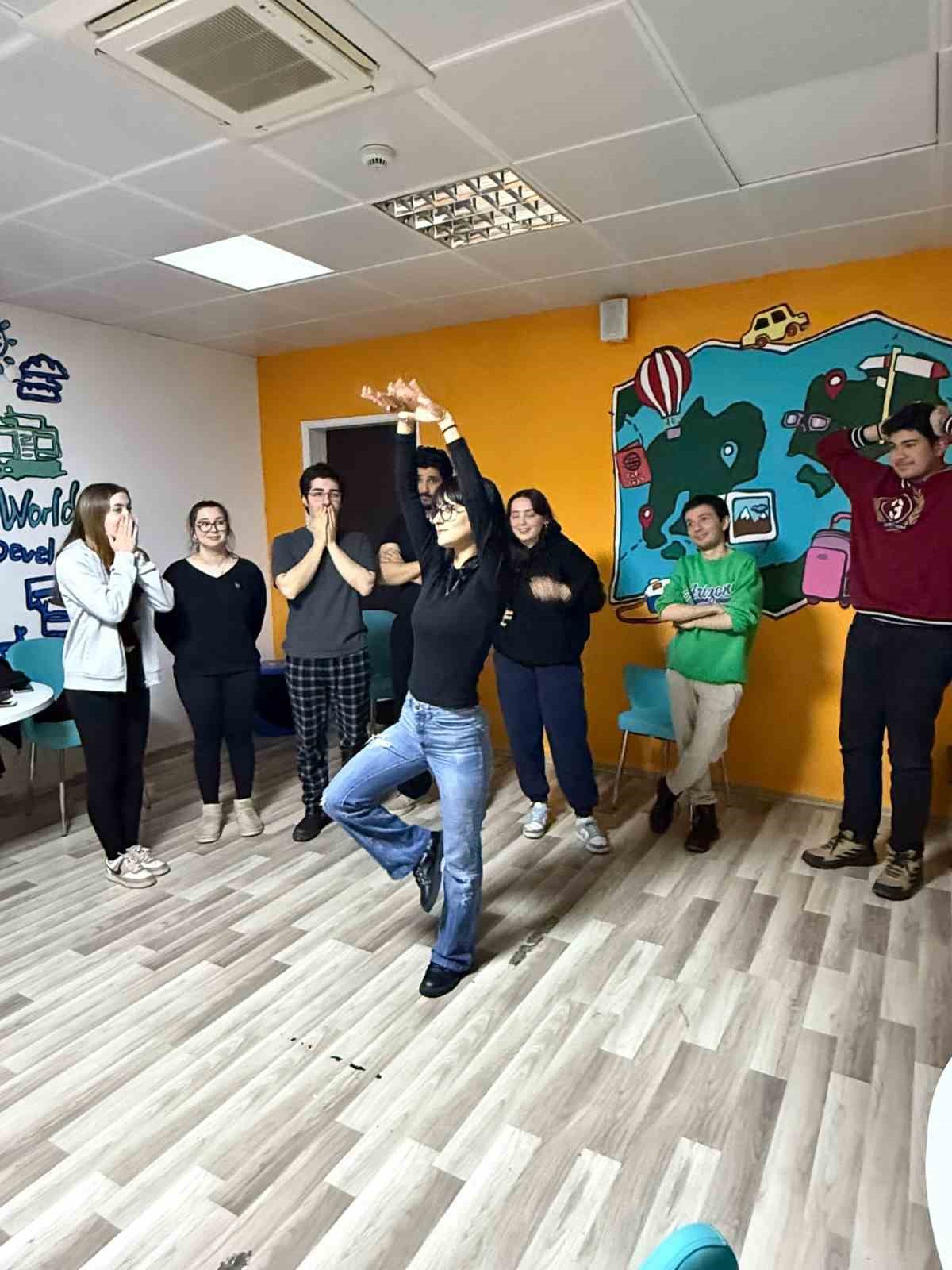 Menteşe’de perde gençler için açılıyor
