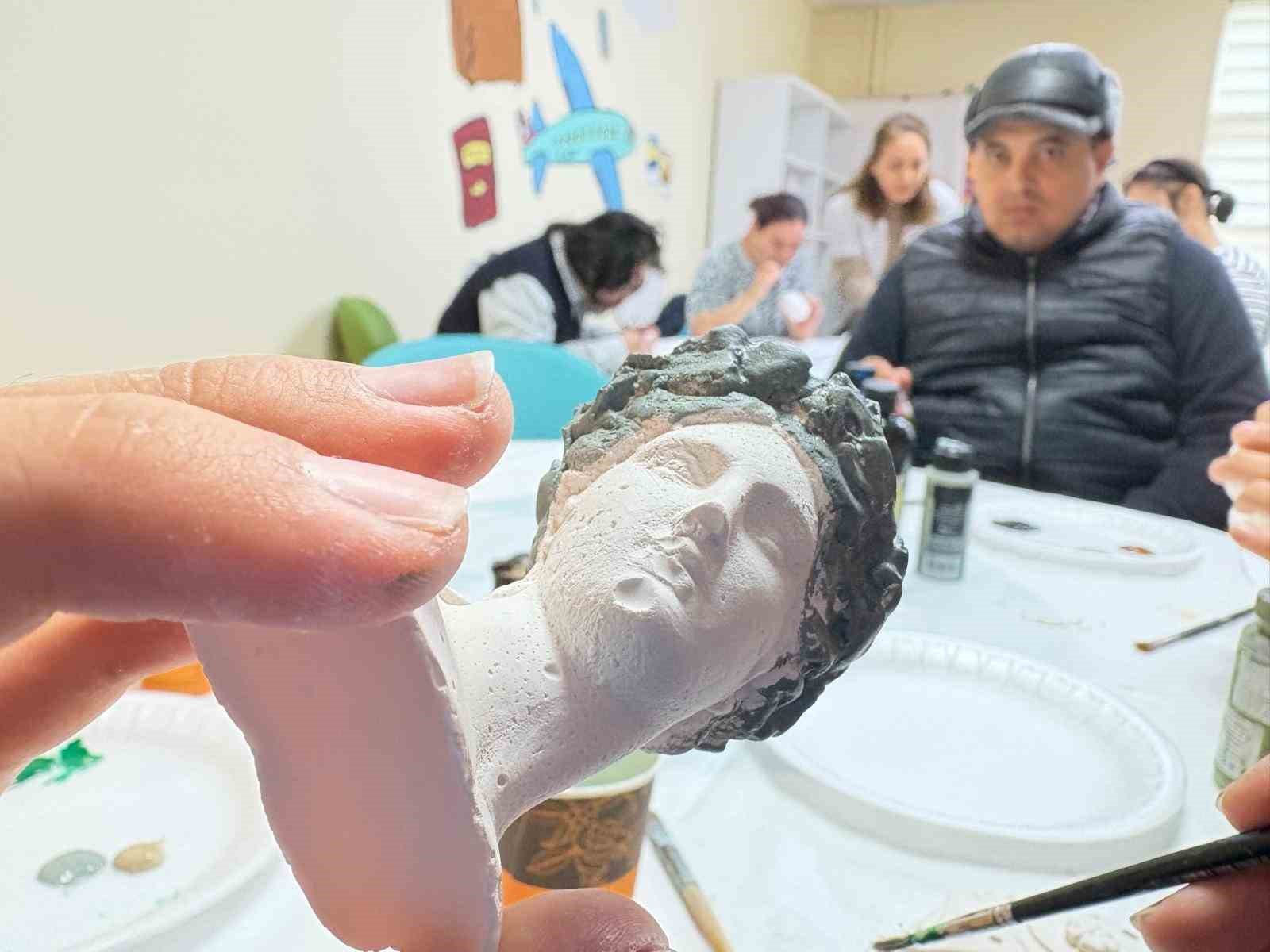 Menteşe’de sanat engel tanımadı
