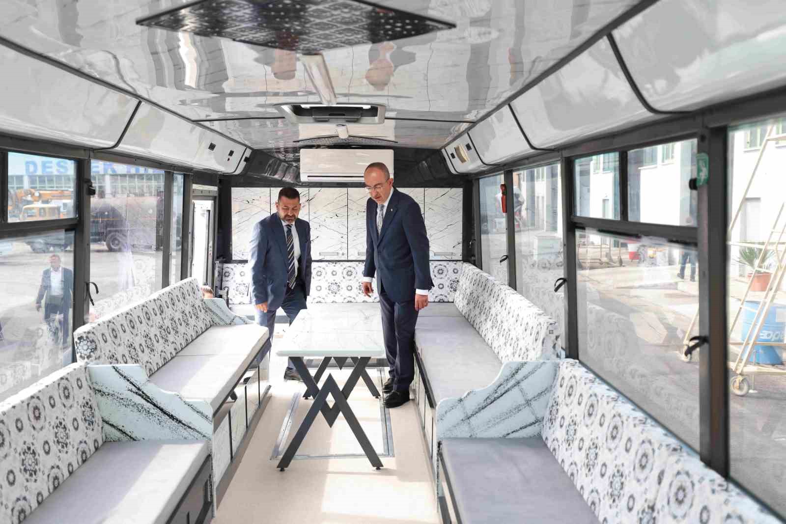 Meram’da taziye araçlarına iki yeni takviye
Meram’da taziye araçlarına iki yeni takviye