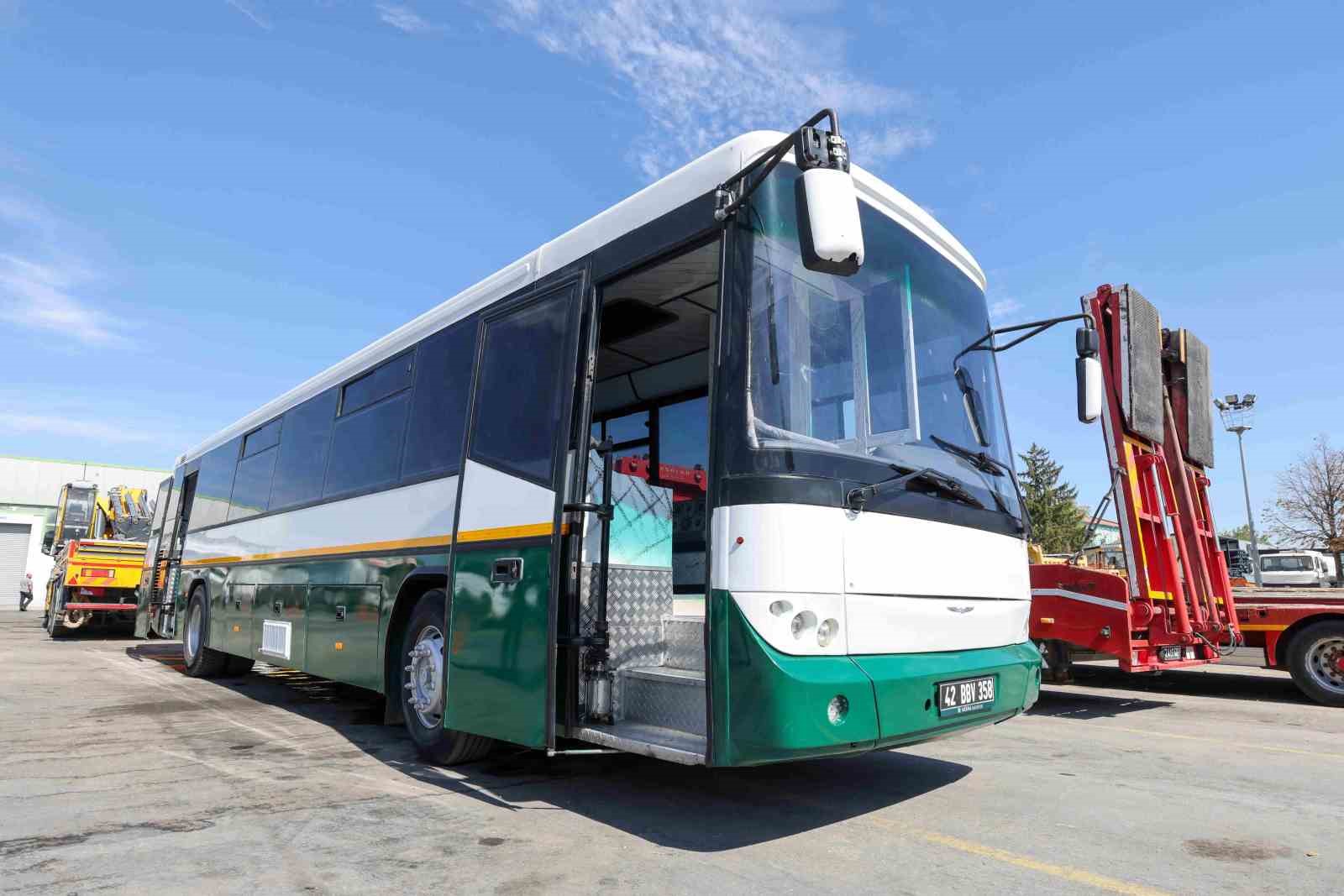 Meram’da taziye araçlarına iki yeni takviye
Meram’da taziye araçlarına iki yeni takviye