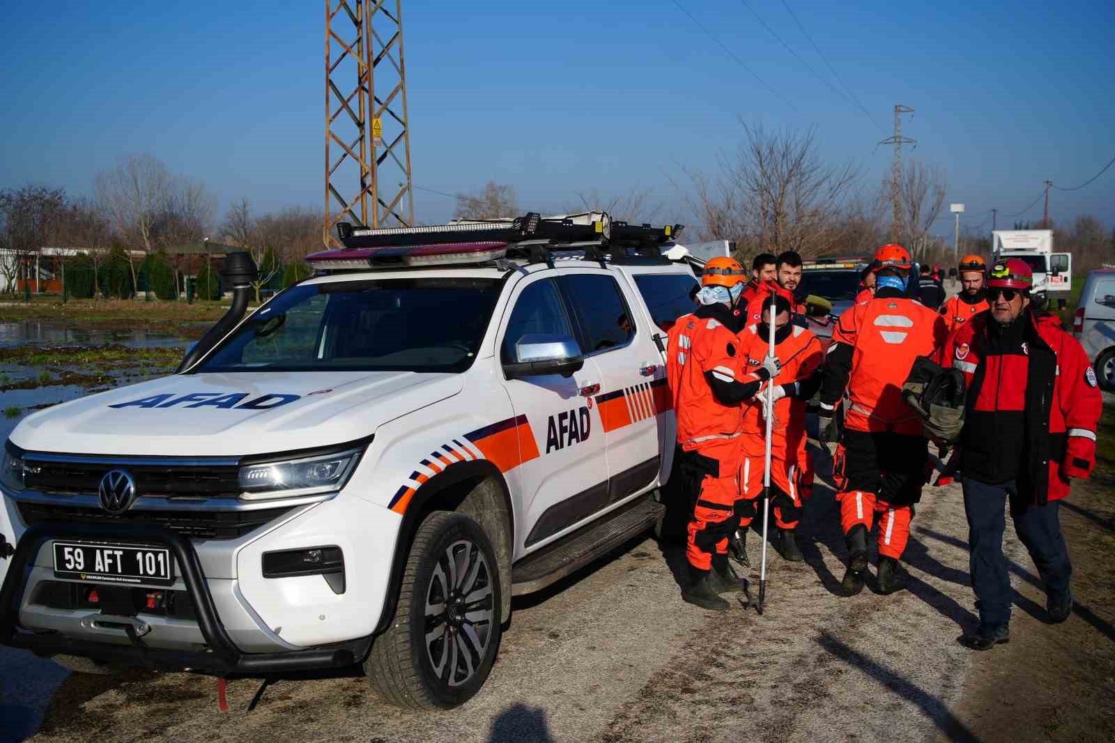 Meriç Nehri taştı, ovalar su altında kaldı
