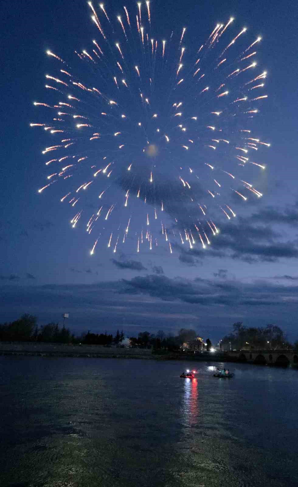 Meriç Nehri’nde nefes kesen polis gösterisi
