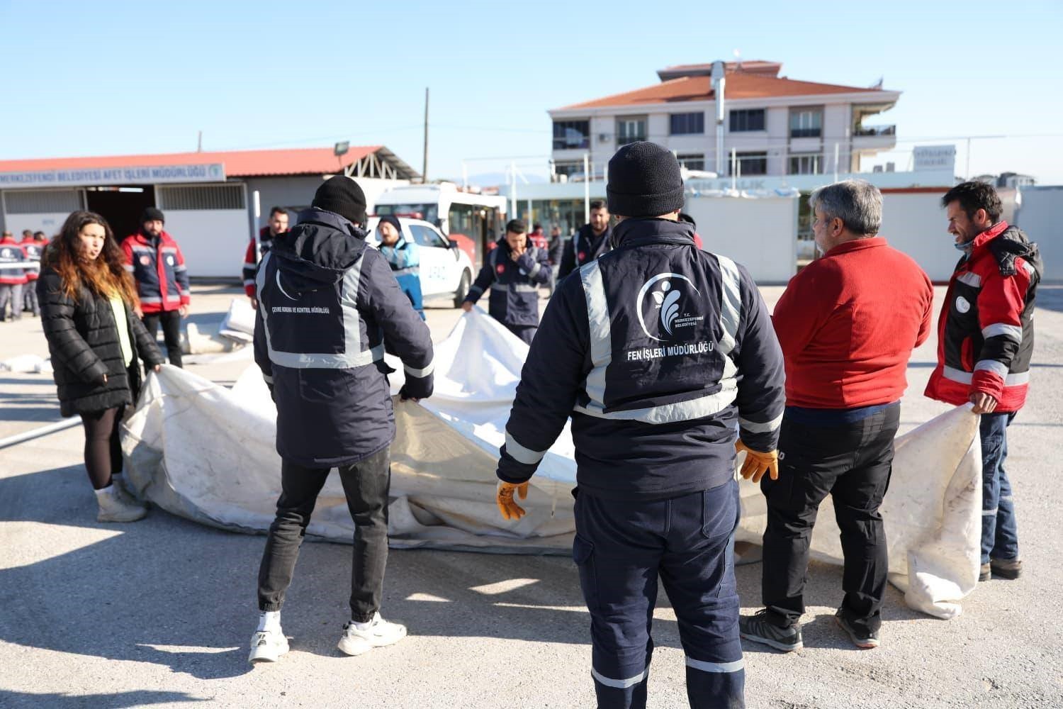 Merkezefendi Belediyesi personeline afet farkındalık ve çadır kurma eğitimi verildi
