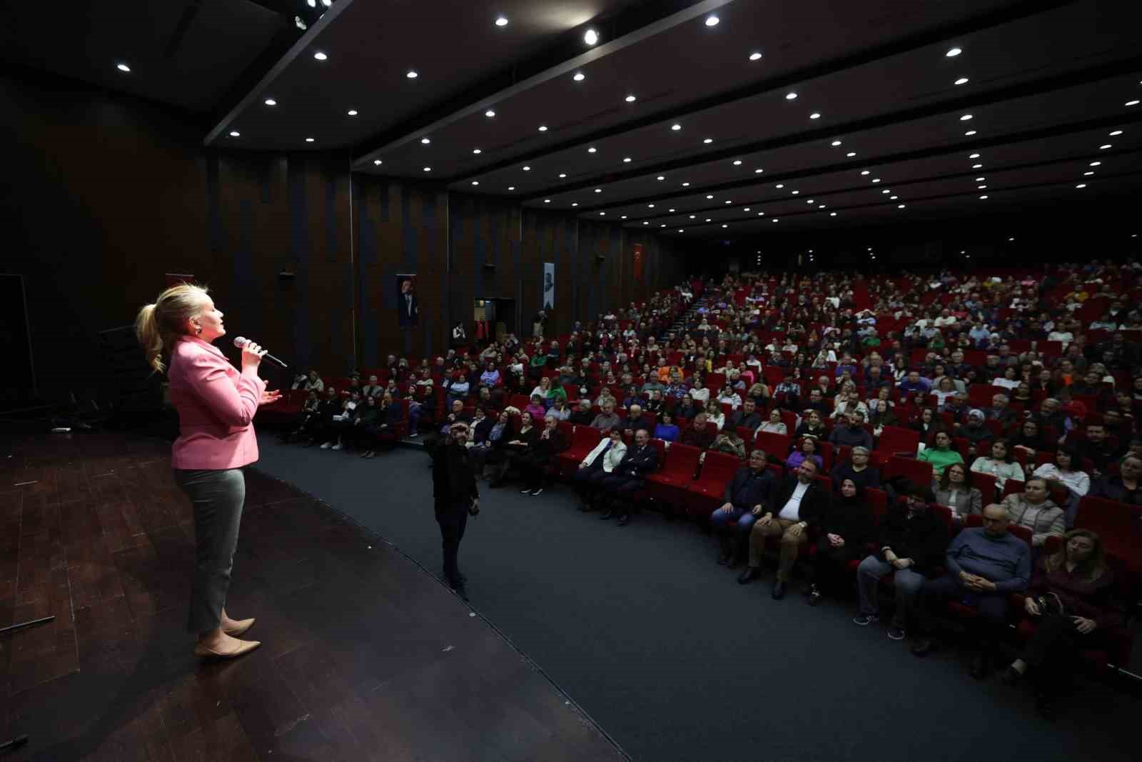 Merkezefendi’de Ramazan akşamı İncesaz ezgileriyle taçlandı
