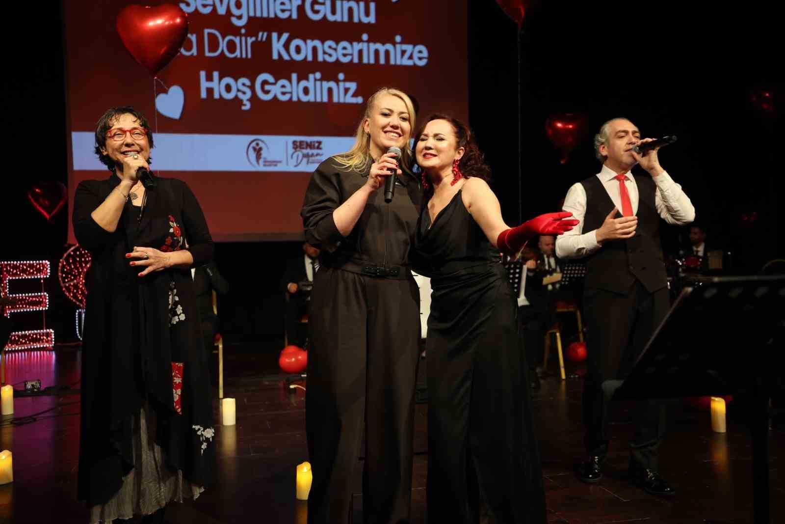 Merkezefendi’de Sevgililer Günü’ne özel "Aşka Dair" konseri büyük beğeni topladı
