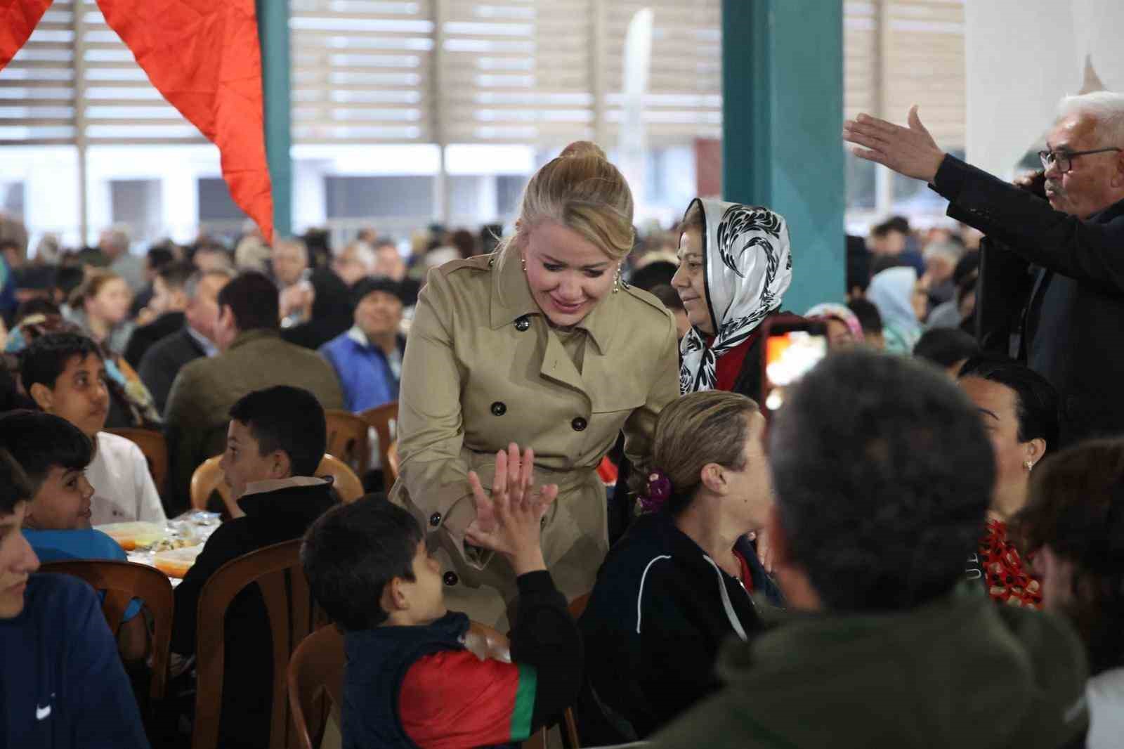 Merkezefendi’nin iftar sofrası bu kez İlbade Mahallesi’ne kuruldu
