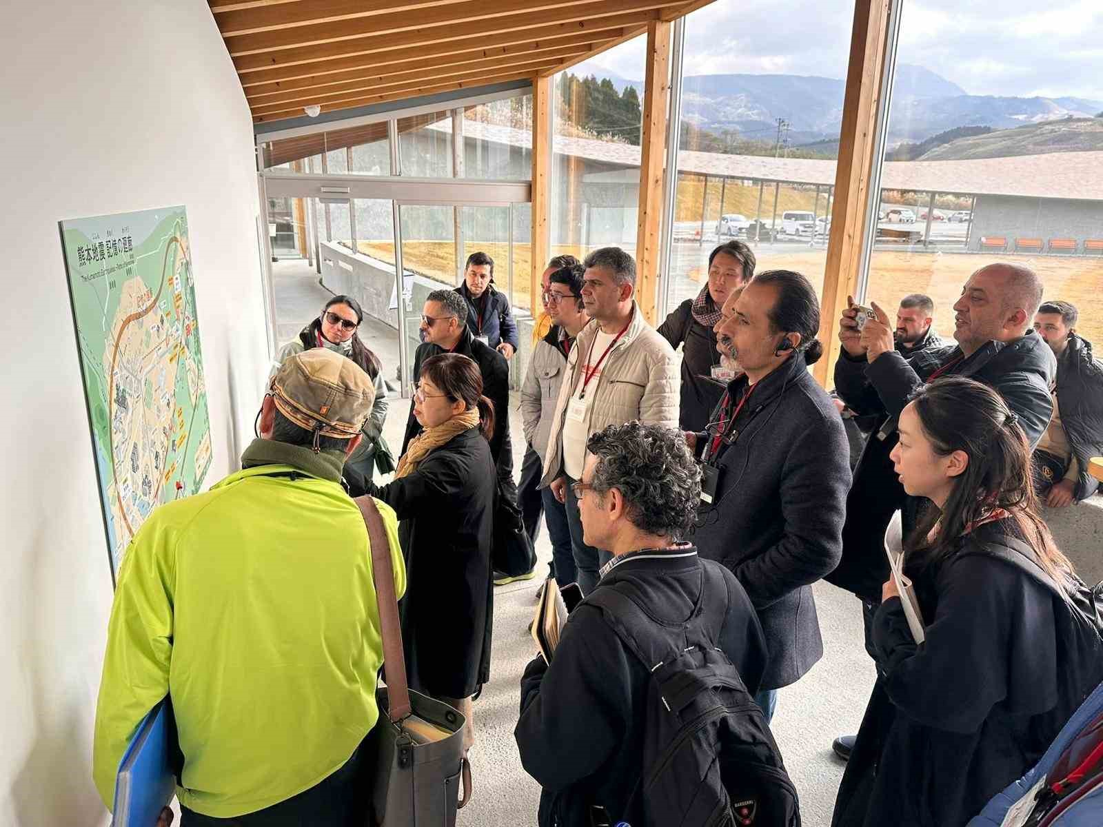 Mersin Büyükşehir Belediyesi deprem riskine karşı Japonya deneyimini inceledi
