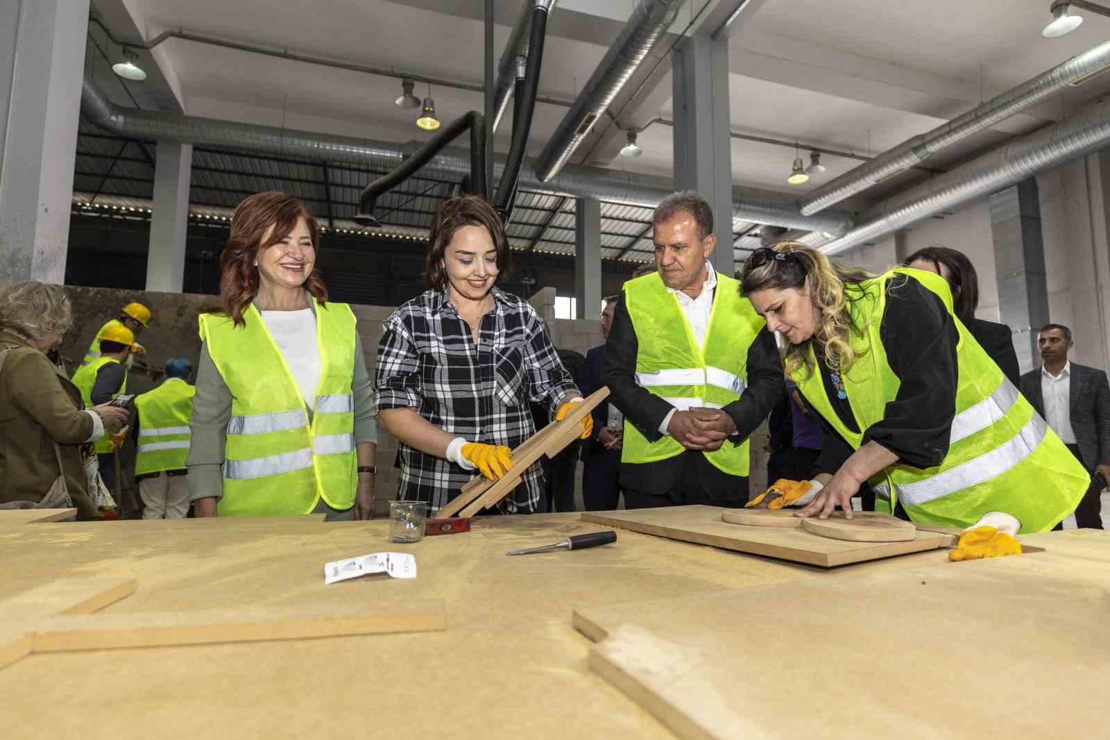 Mersin Büyükşehir Belediyesinin sosyal projeleri Türkiye’ye örnek oluyor
