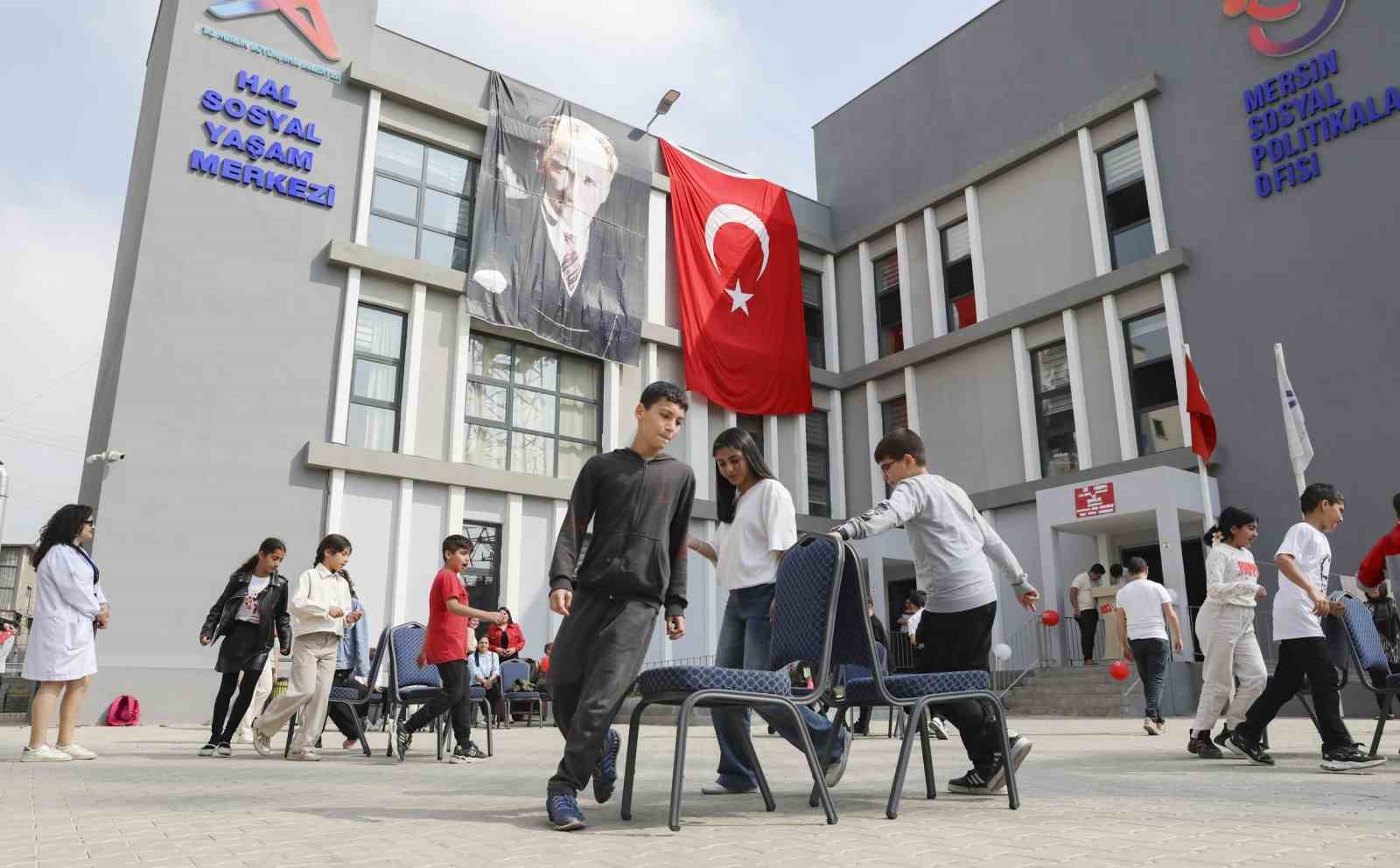 Mersin Büyükşehir Belediyesinin sosyal projeleri Türkiye’ye örnek oluyor
