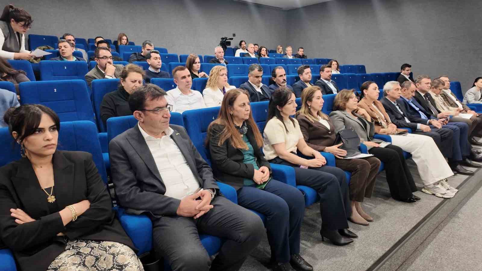 Mersin Büyükşehir kalite ve güvenlikte başarısını tescilledi
Mersin Büyükşehir kalite ve güvenlikte başarısını tescilledi