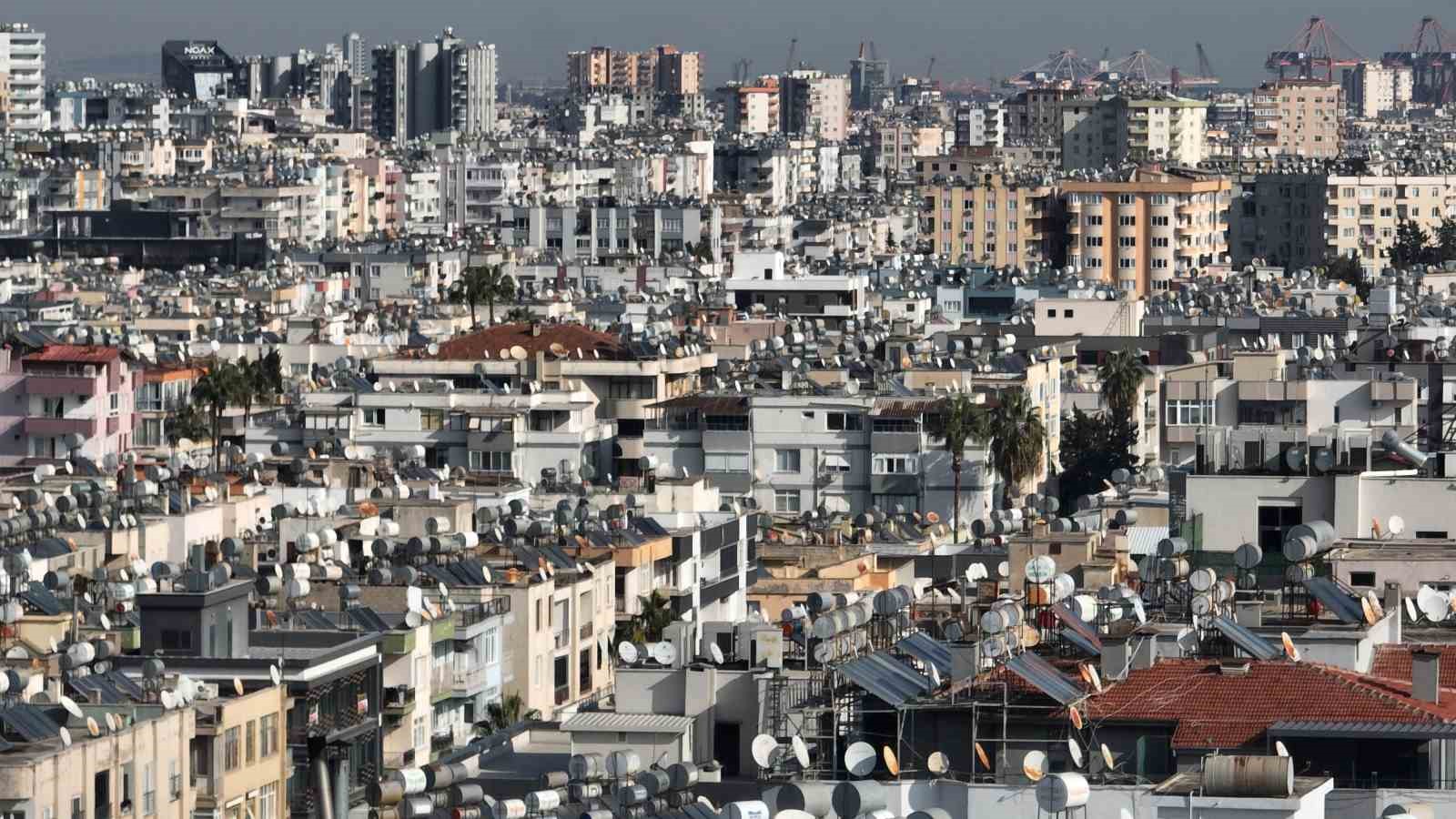 Mersin güneş enerjisi ile ısınıyor
